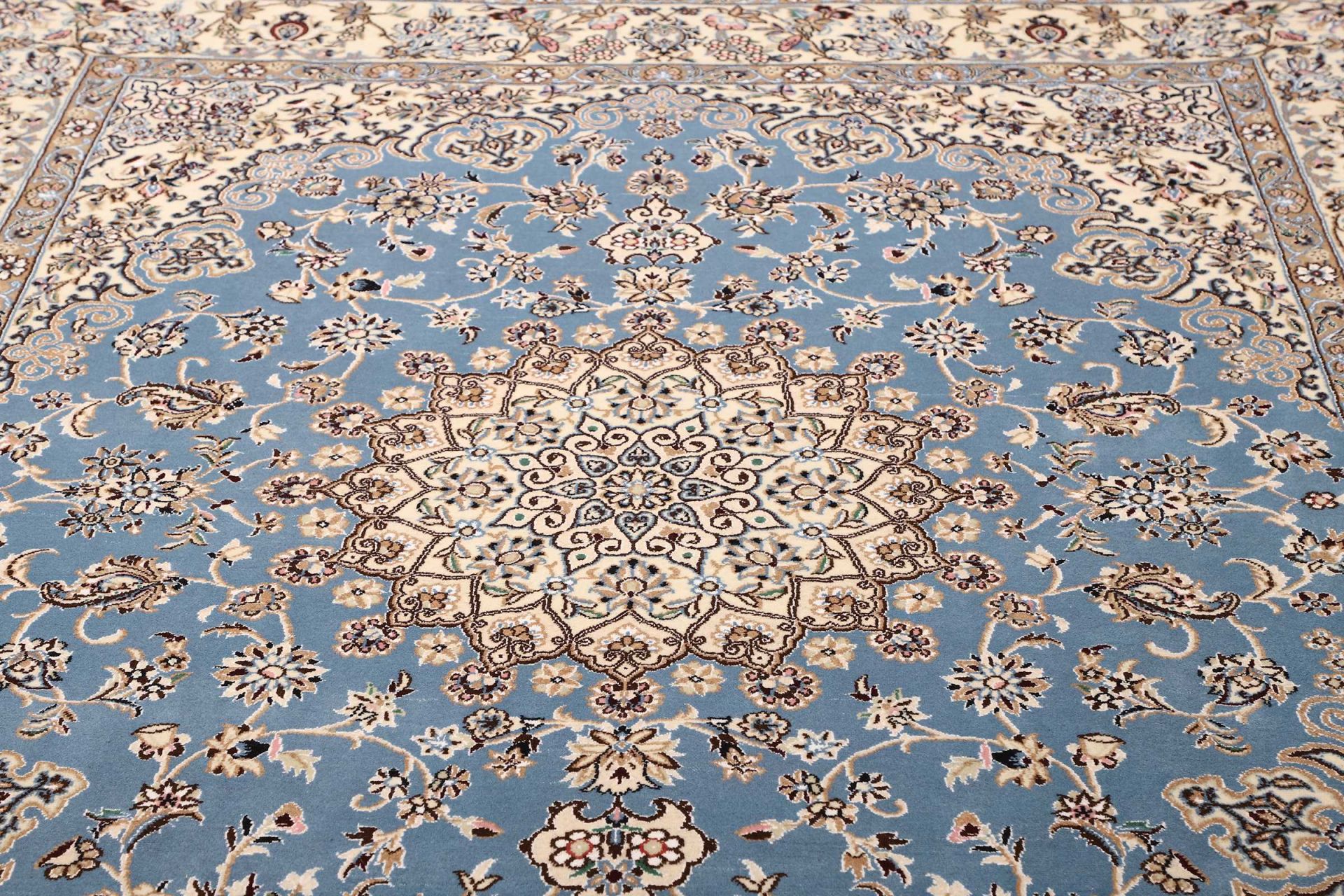 Nain Perserteppich 198 × 244 cm aus Wolle, handgeknüpft