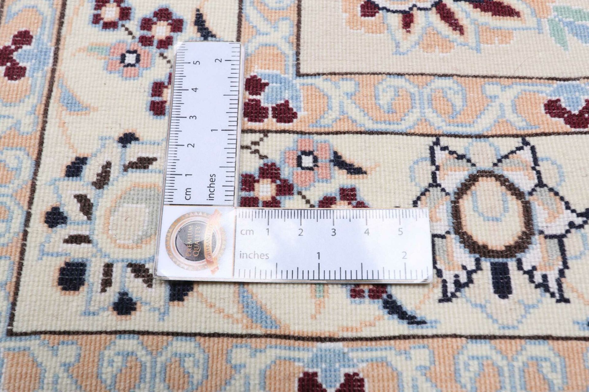 Nain Perserteppich aus Iran, 301 × 410 cm