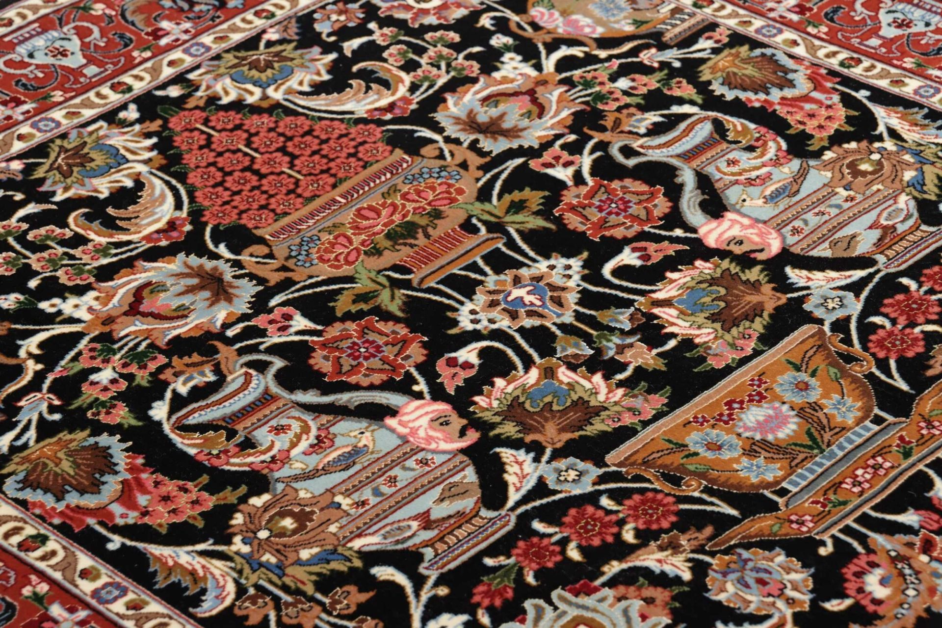 Handgeknüpfter Isfahan Perserteppich, 104 × 156 cm, Wolle & Seide