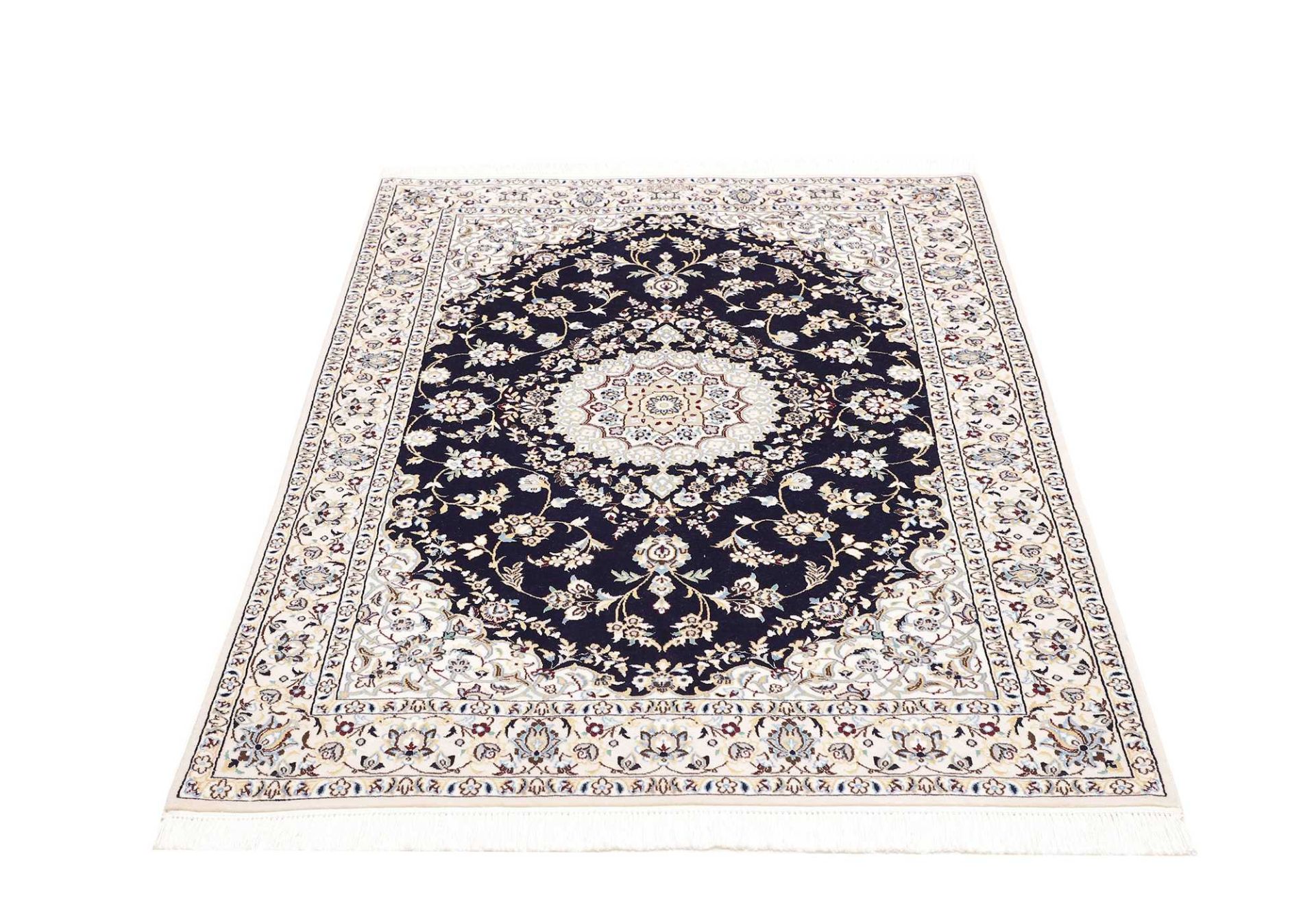 Nain Perserteppich 104 × 151 cm aus Wolle, handgeknüpft