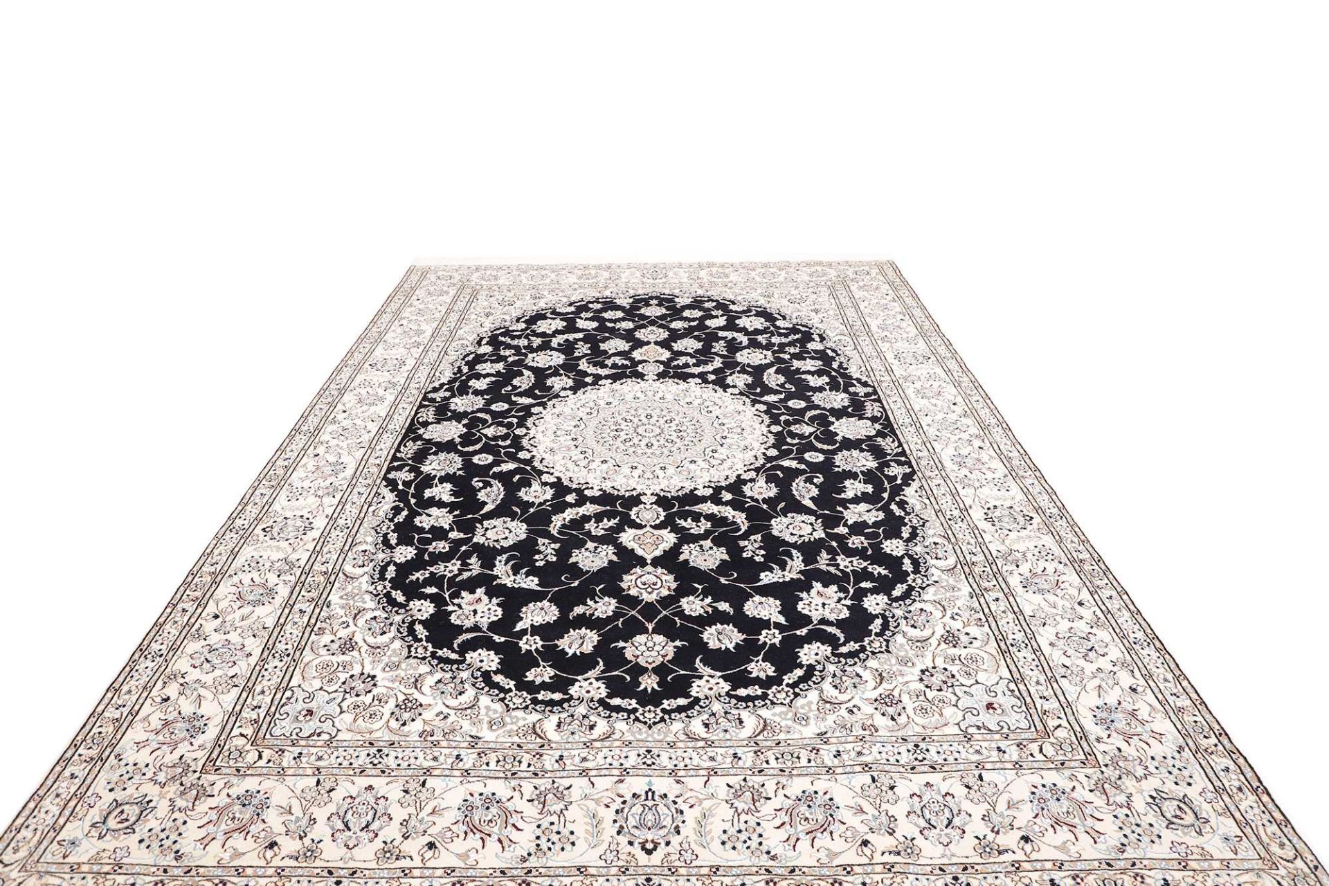 perserteppich-nain-249-x-358-cm-schurwolle-handgeknupft-exklusiv-3 Handgeknüpfter Nain Perserteppich 249 × 358 cm