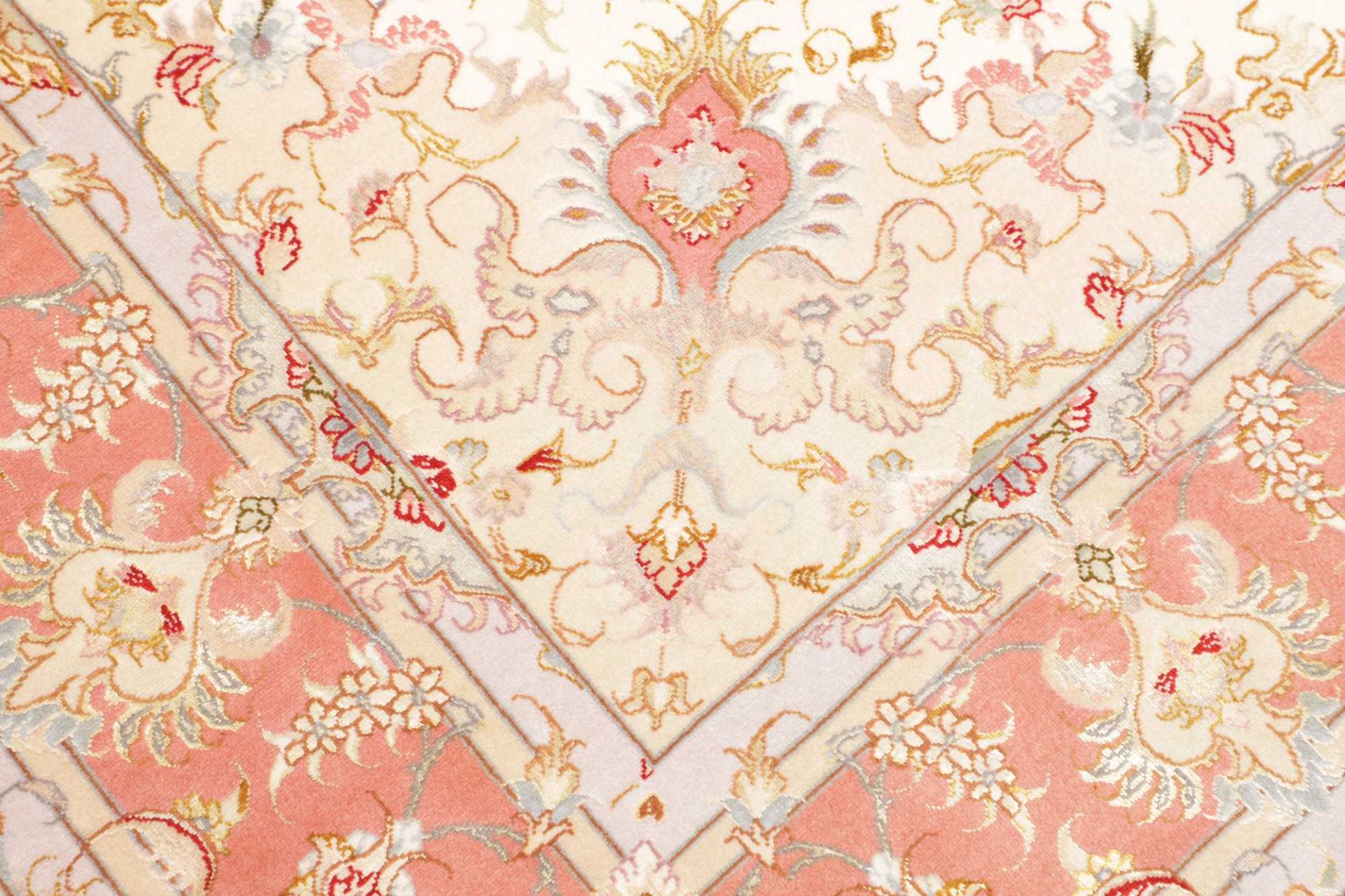 Täbriz Perserteppich aus Iran, 156 × 212 cm