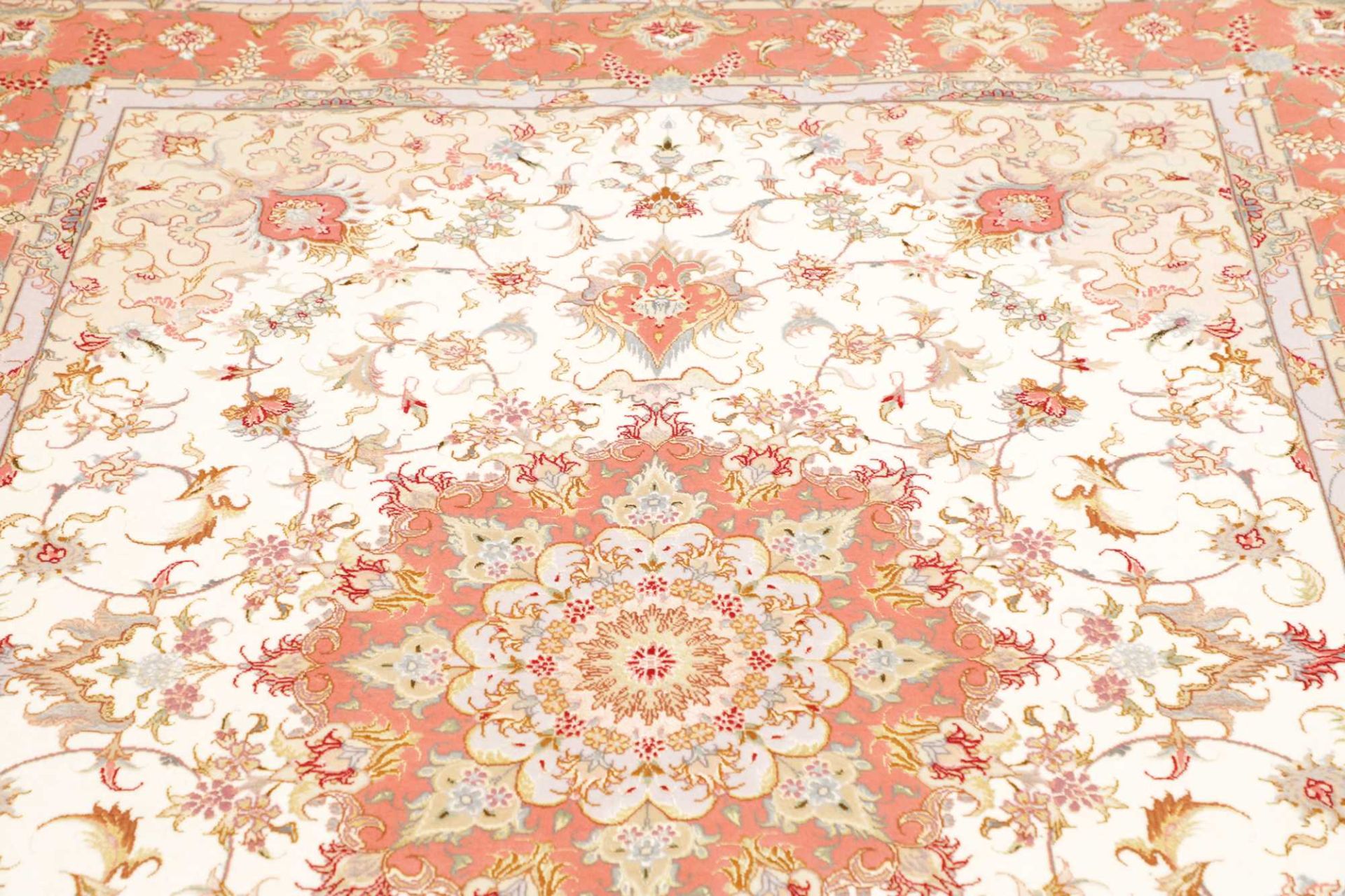 Täbriz Perserteppich aus Iran, 156 × 212 cm