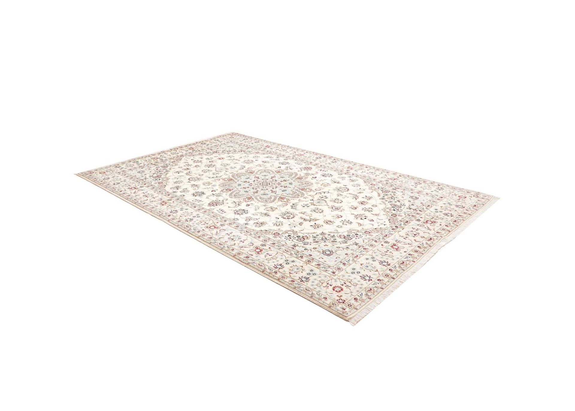 perserteppich-nain-197-x-299-cm-schurwolle-handgeknupft-exklusiv-2 Handgeknüpfter Nain Perserteppich, 197 × 299 cm, Wolle