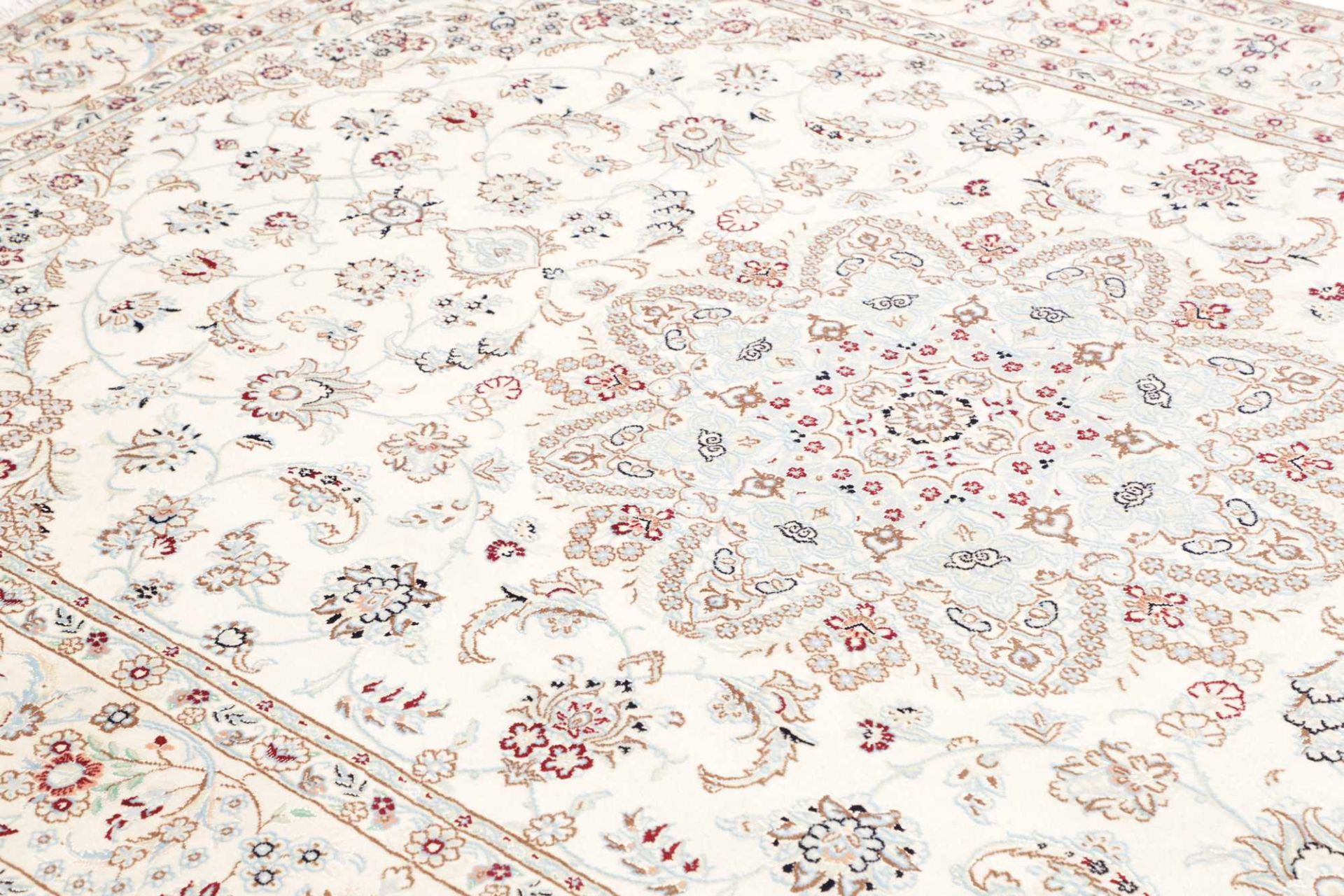 perserteppich-nain-197-x-299-cm-schurwolle-handgeknupft-exklusiv-6 Handgeknüpfter Nain Perserteppich, 197 × 299 cm, Wolle