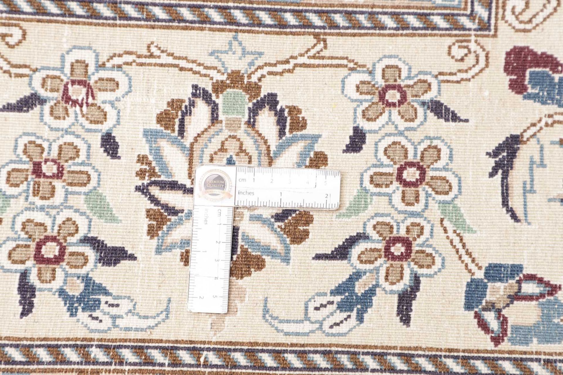 Handgeknüpfter Nain Perserteppich 197 × 306 cm