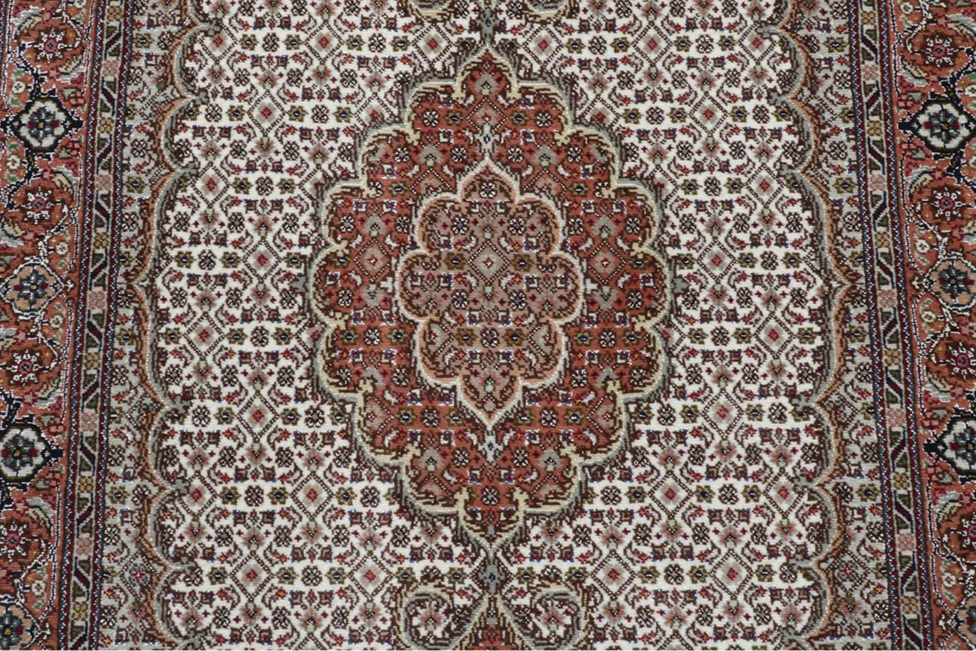 Handgeknüpfter Täbriz Perserteppich, 82 × 133 cm, Wolle & Seide