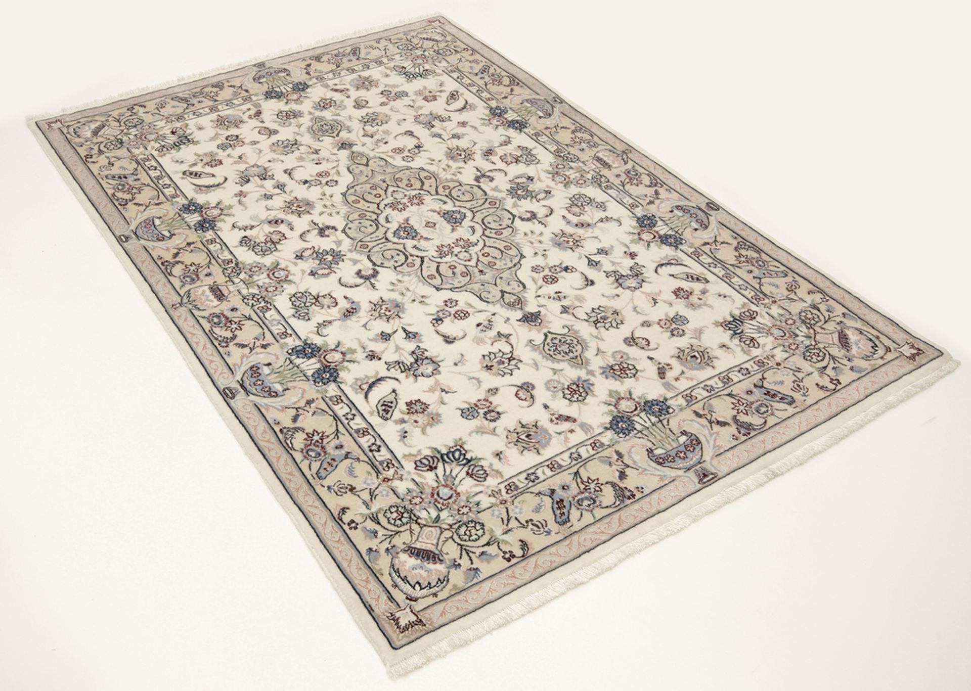 Handgeknüpfter Isfahan Perserteppich 108 × 160 cm