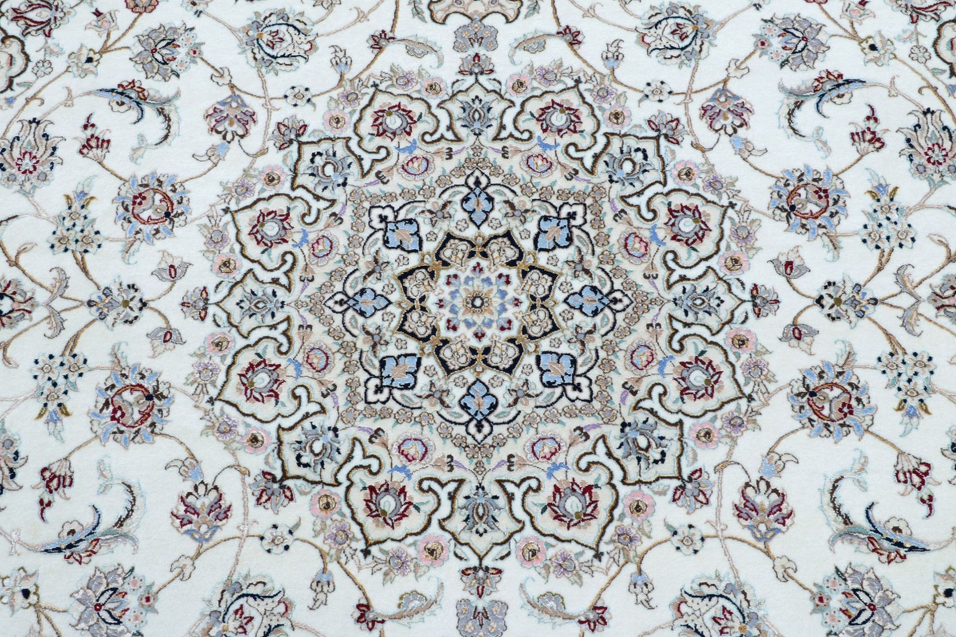 Nain Perserteppich 174 × 247 cm aus Wolle & Seide, handgeknüpft