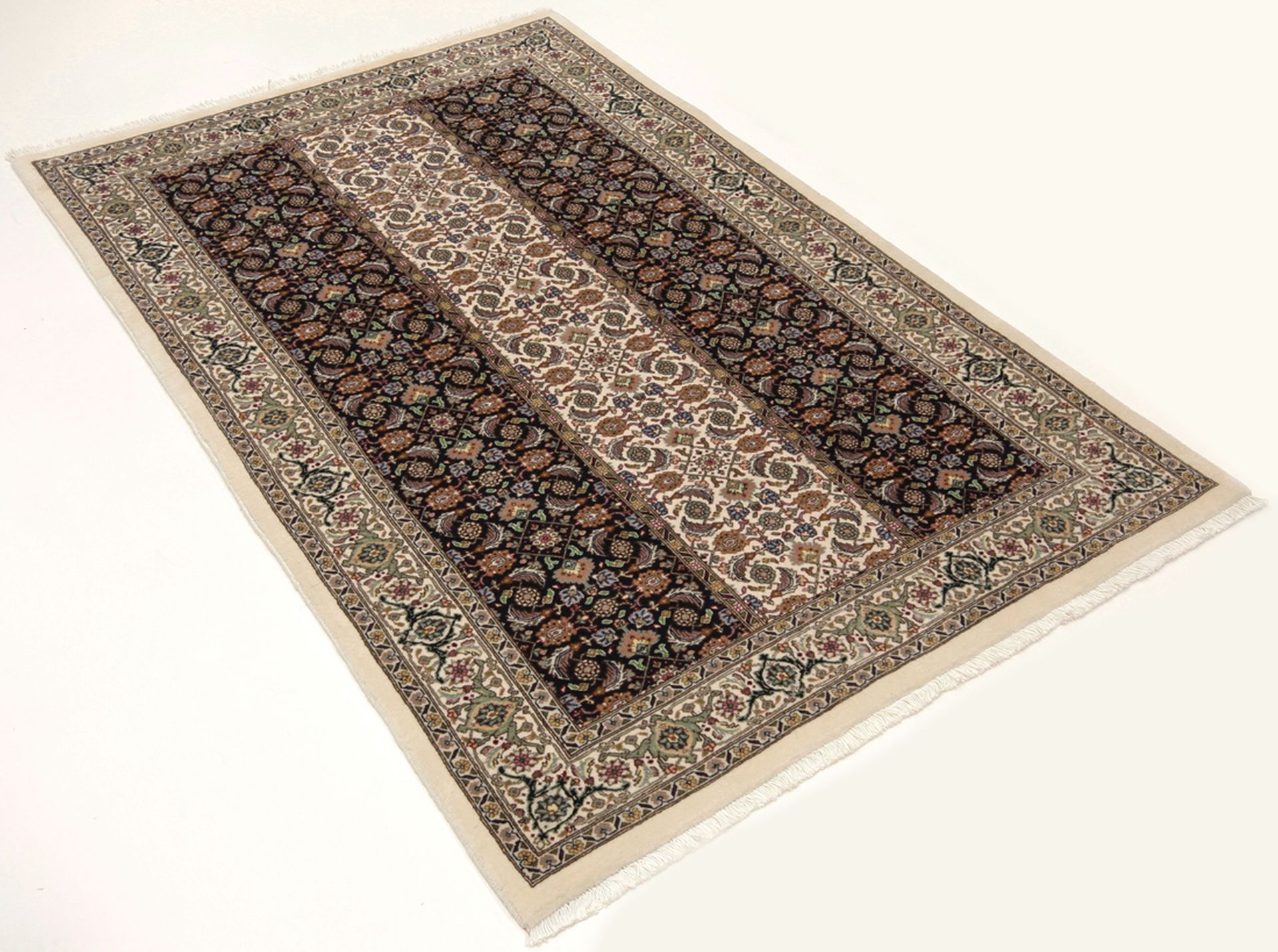 Handgeknüpfter Täbriz Perserteppich 100 × 152 cm