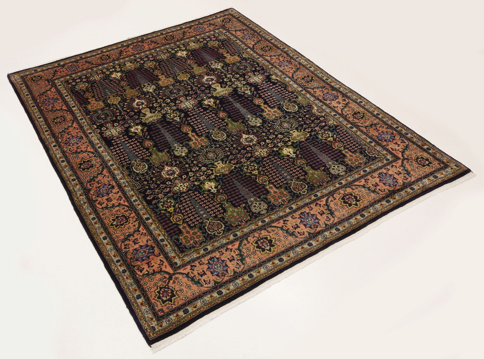 Täbriz Perserteppich 150 × 198 cm aus Wolle & Seide, handgeknüpft
