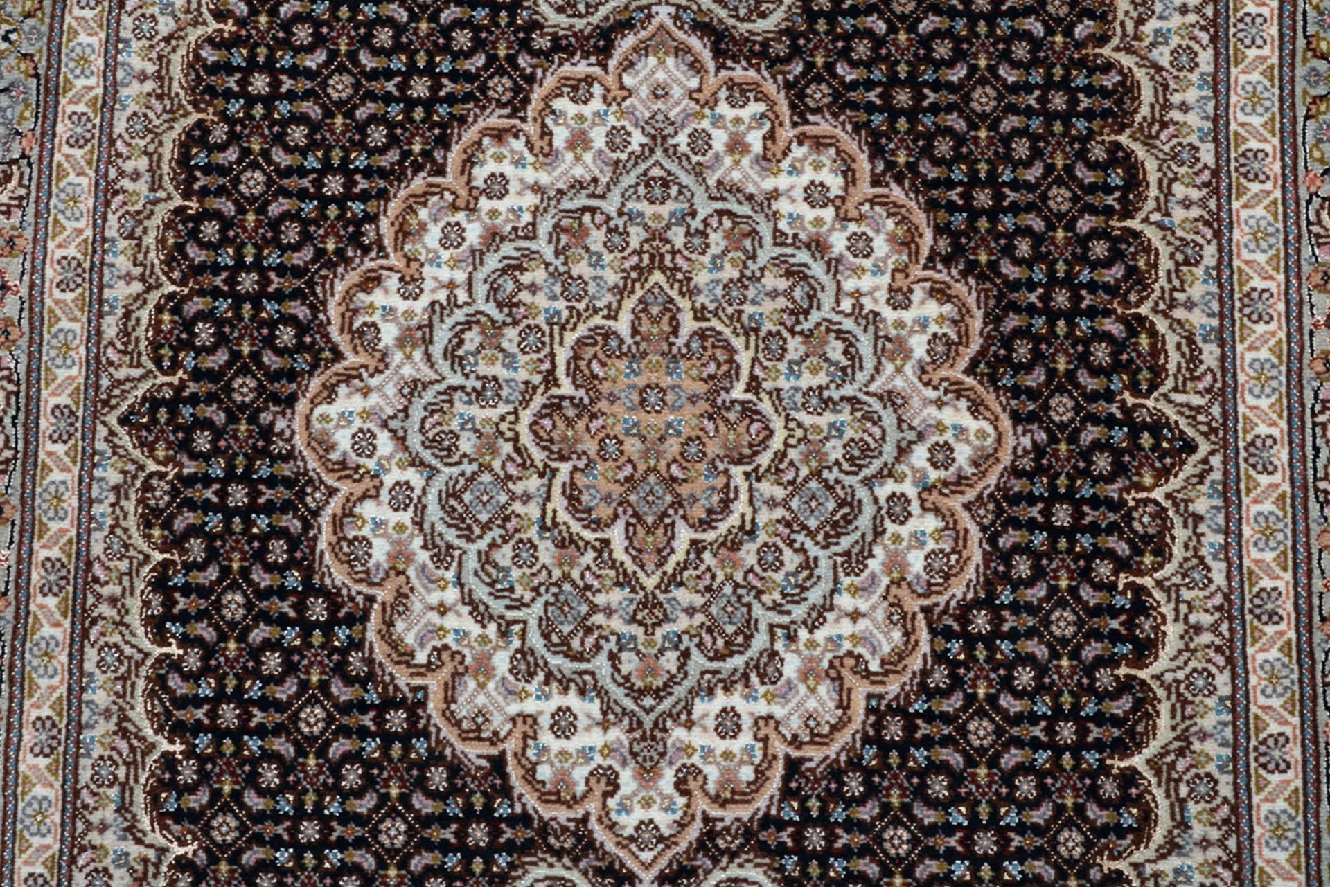 Täbriz Perserteppich aus Iran, 80 × 130 cm