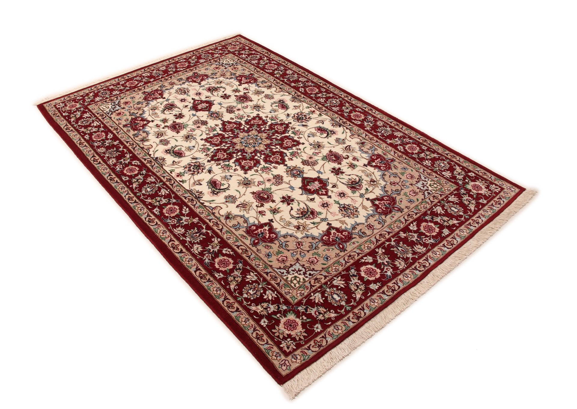 Isfahan Perserteppich aus Iran, 108 × 161 cm