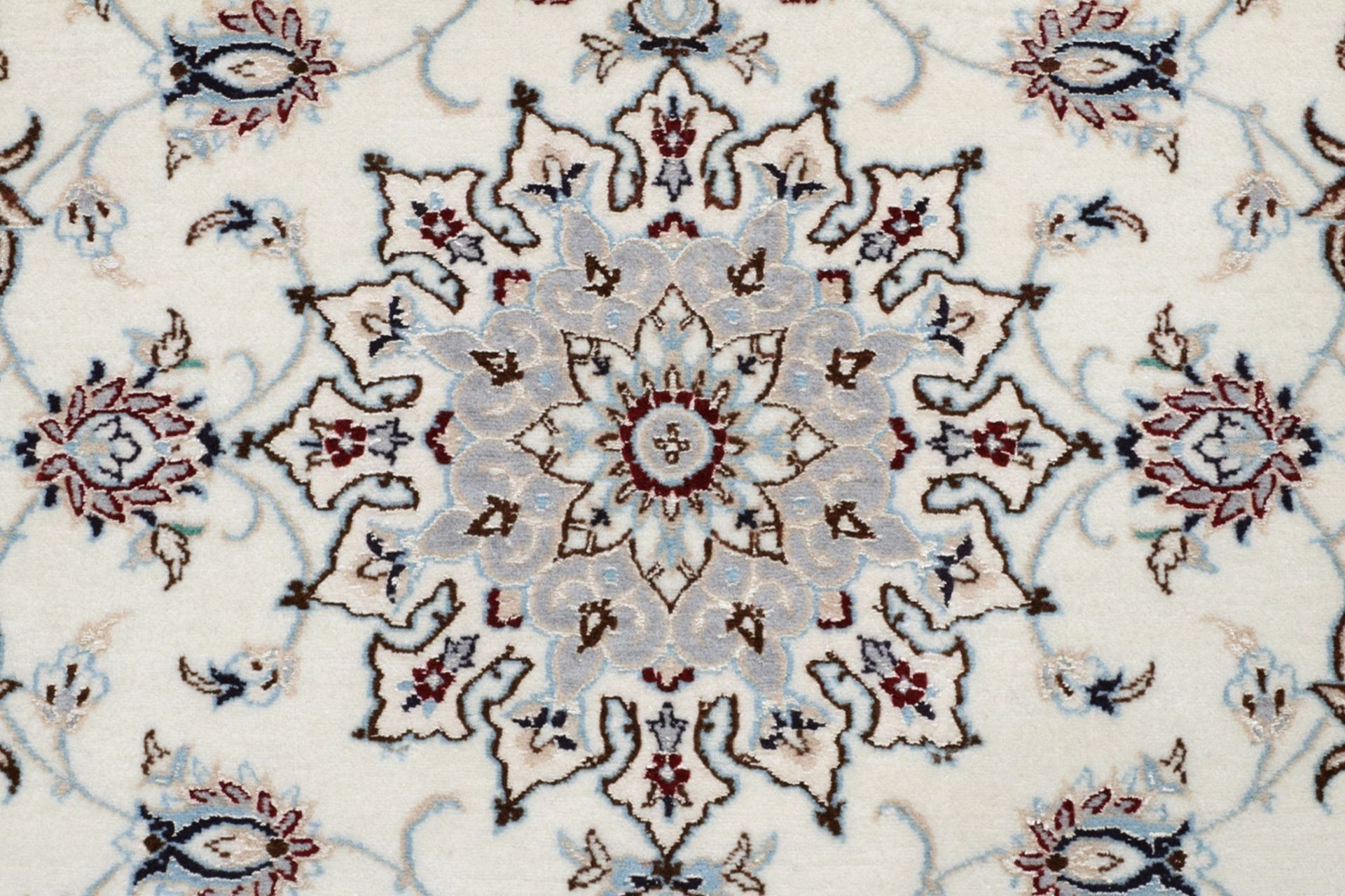 Nain Perserteppich aus Iran, 80 × 115 cm