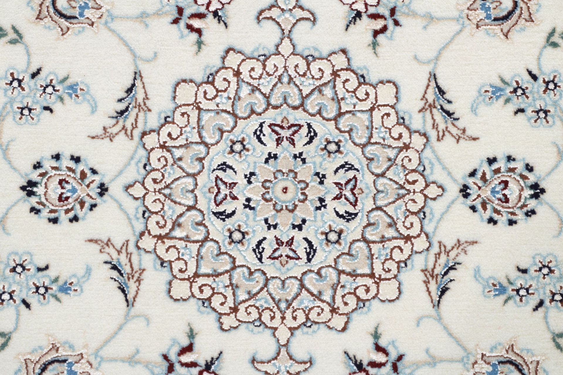 Handgeknüpfter Nain Perserteppich, 85 × 120 cm, Wolle & Seide