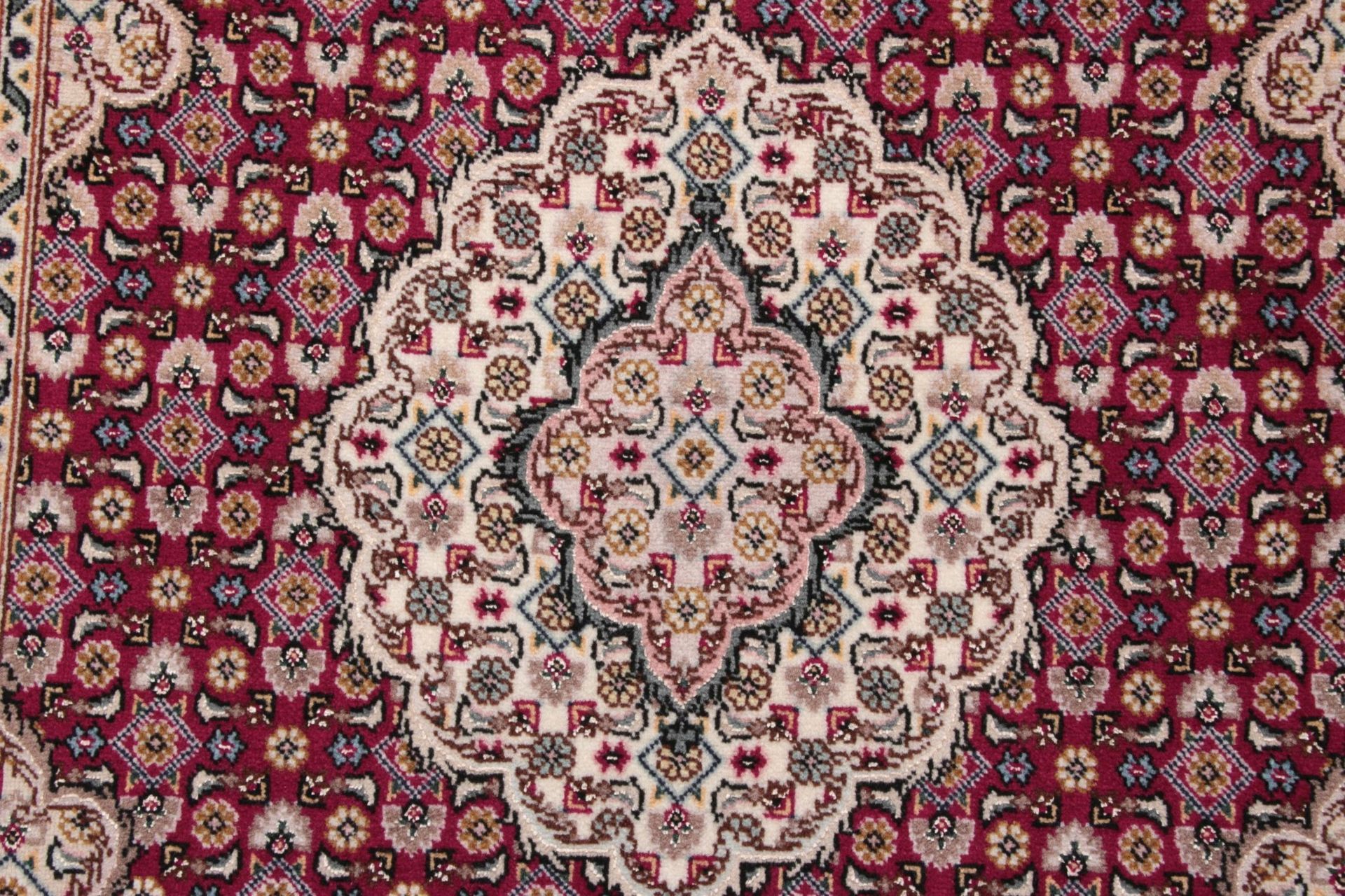 Täbriz Perserteppich aus Iran, 75 × 120 cm