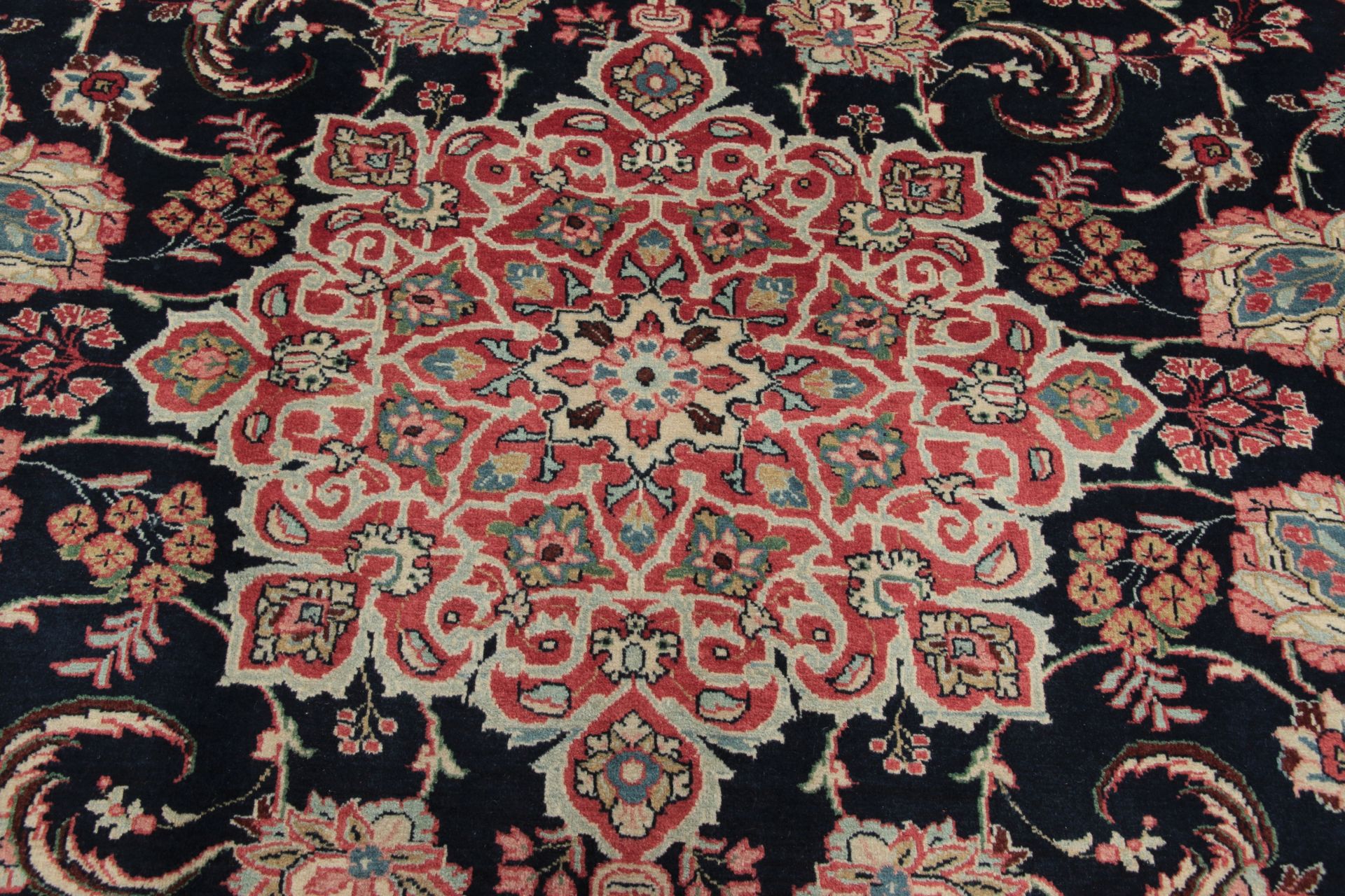 Handgeknüpfter Sarough Perserteppich 270 × 370 cm