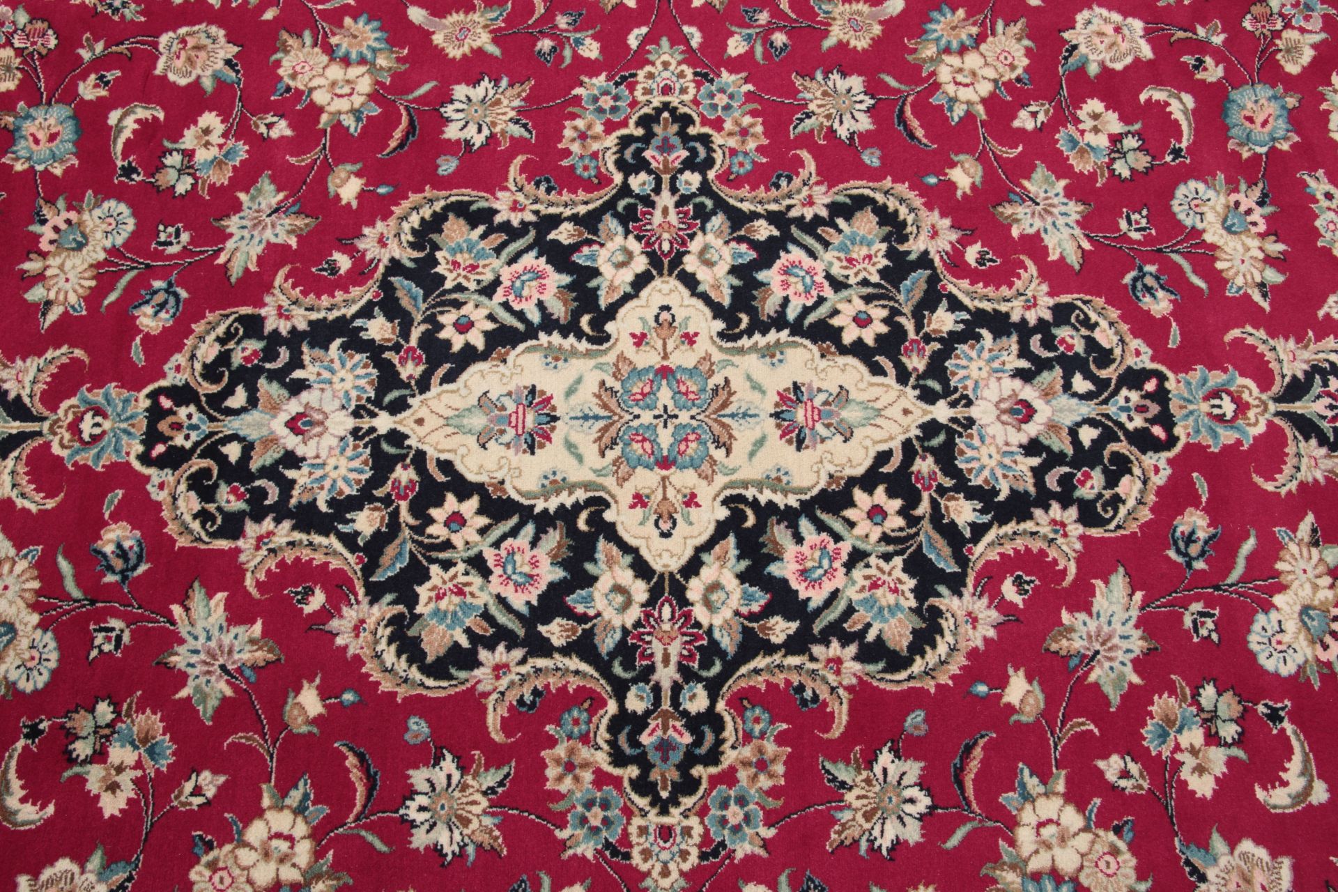 Kashan Perserteppich aus Iran, 252 × 348 cm
