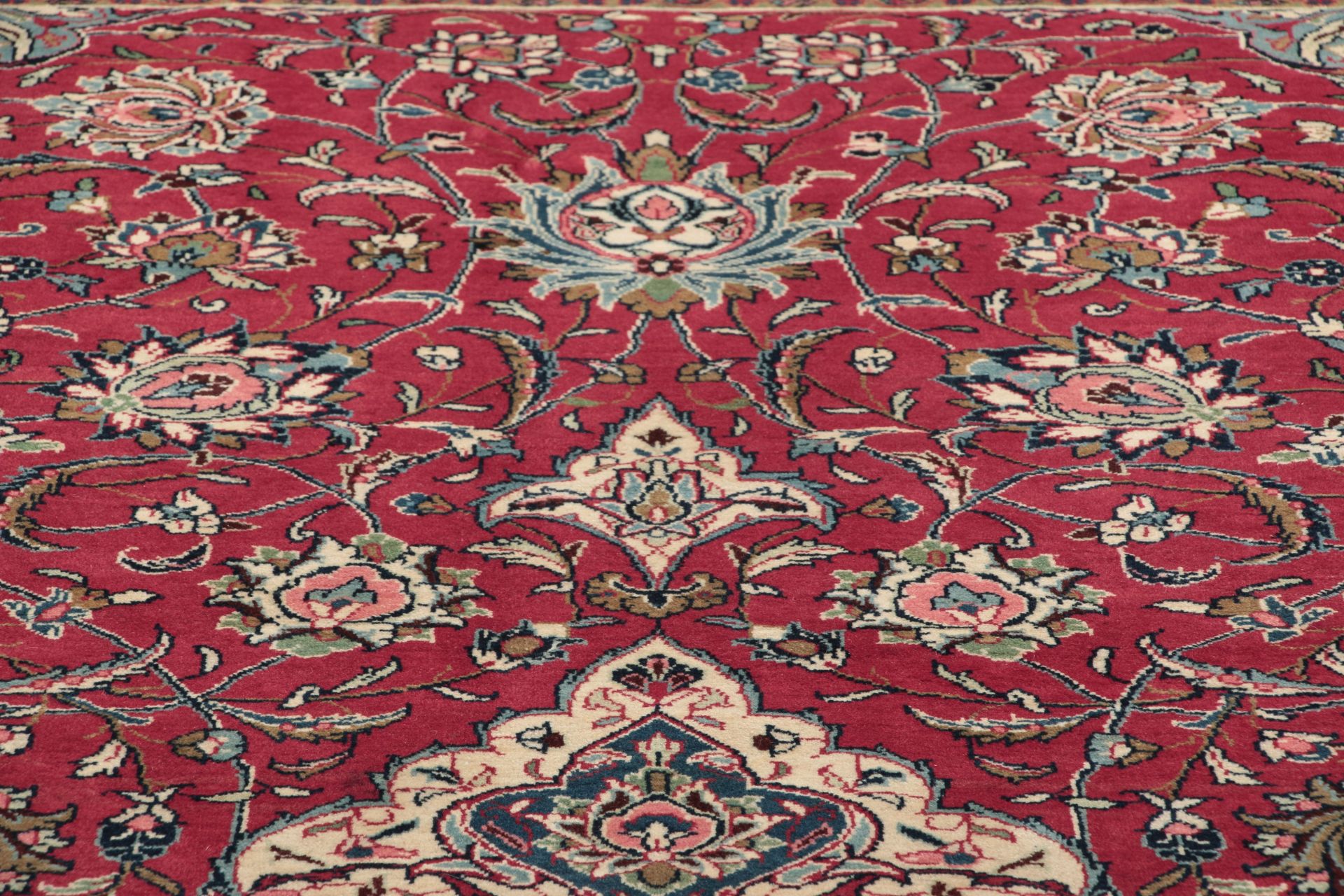Handgeknüpfter Sarough Perserteppich, 270 × 375 cm, Wolle