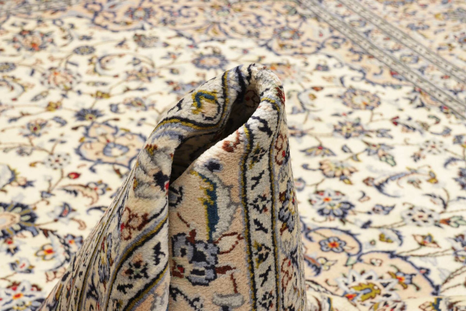 Handgeknüpfter Kashan Perserteppich, 241 × 354 cm, Wolle