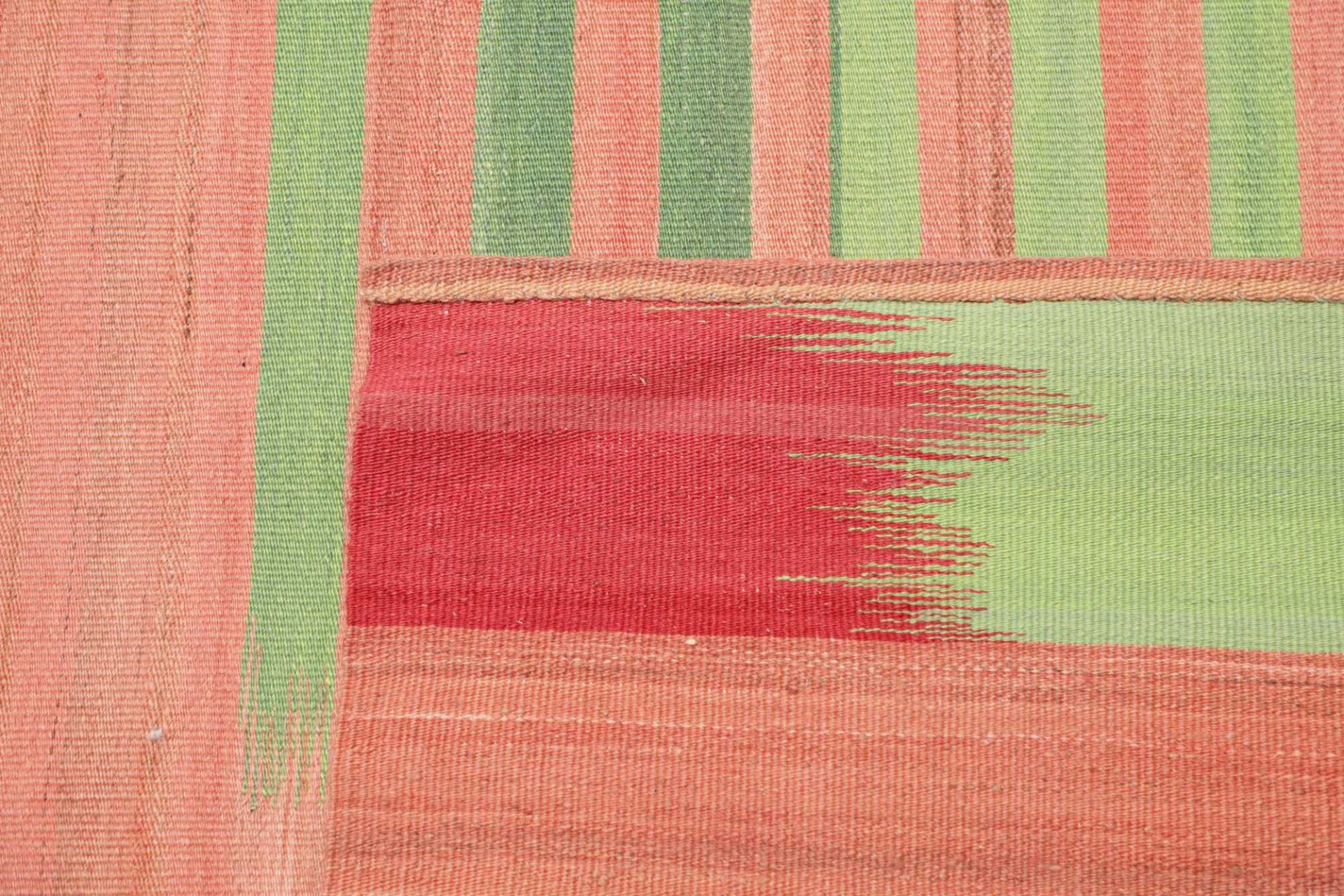 Kelim Perserteppich aus Iran, 269 × 351 cm