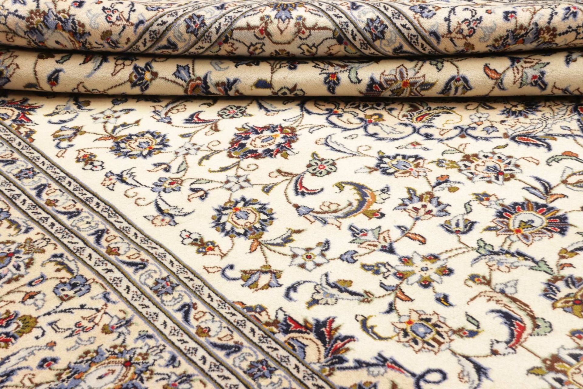 Handgeknüpfter Kashan Perserteppich 248 × 341 cm