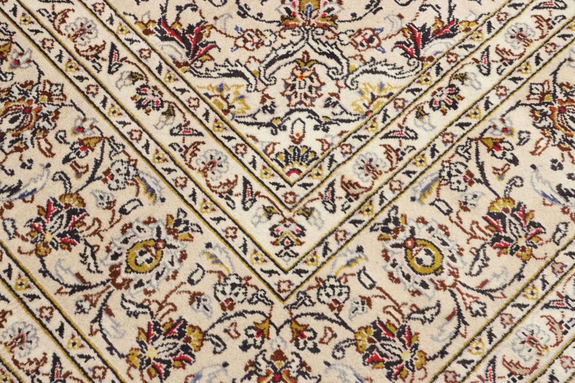 Handgeknüpfter Kashan Perserteppich, 249 × 357 cm, Wolle