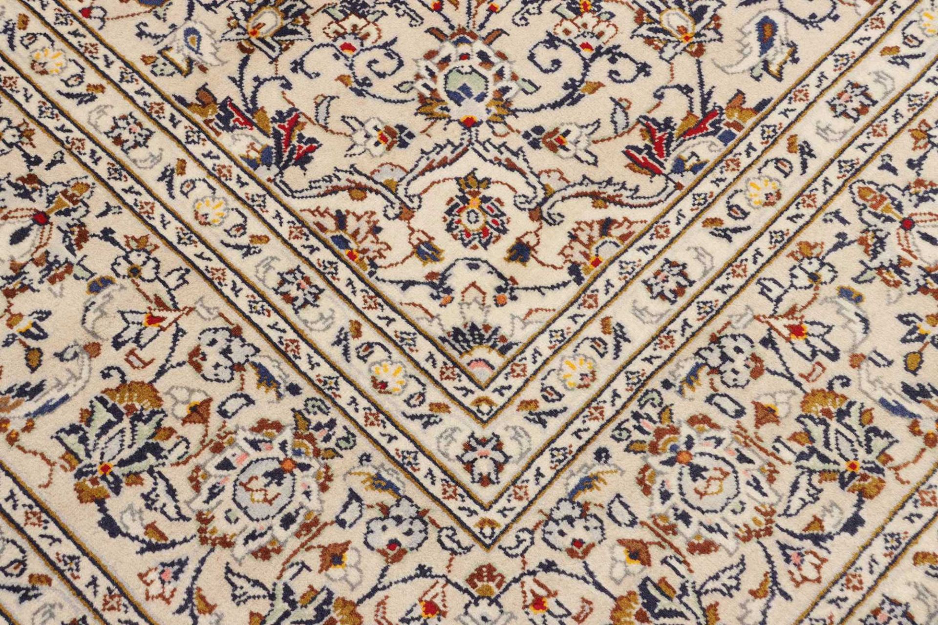 Kashan Perserteppich 239 × 355 cm aus Wolle, handgeknüpft