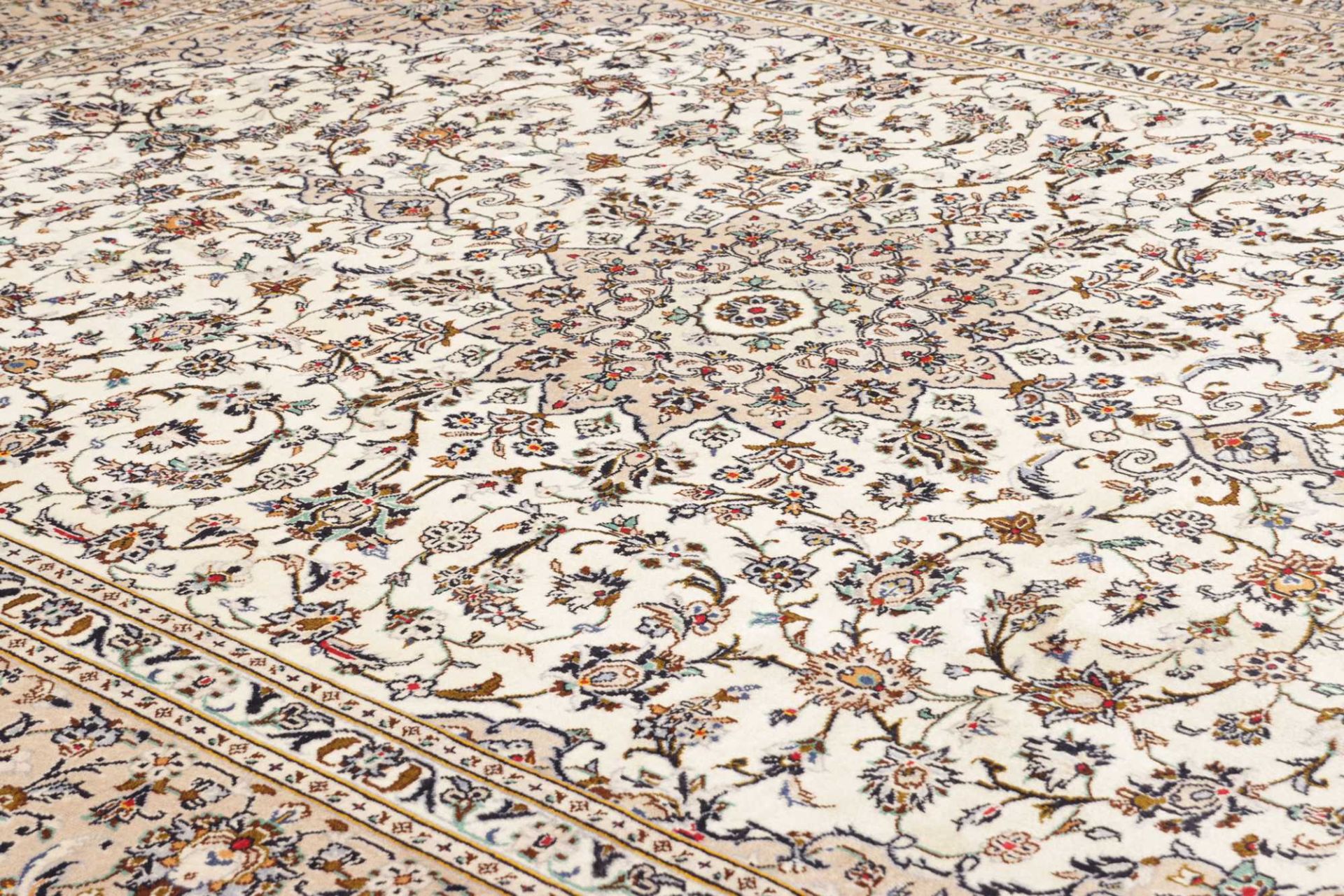 Handgeknüpfter Kashan Perserteppich 247 × 334 cm