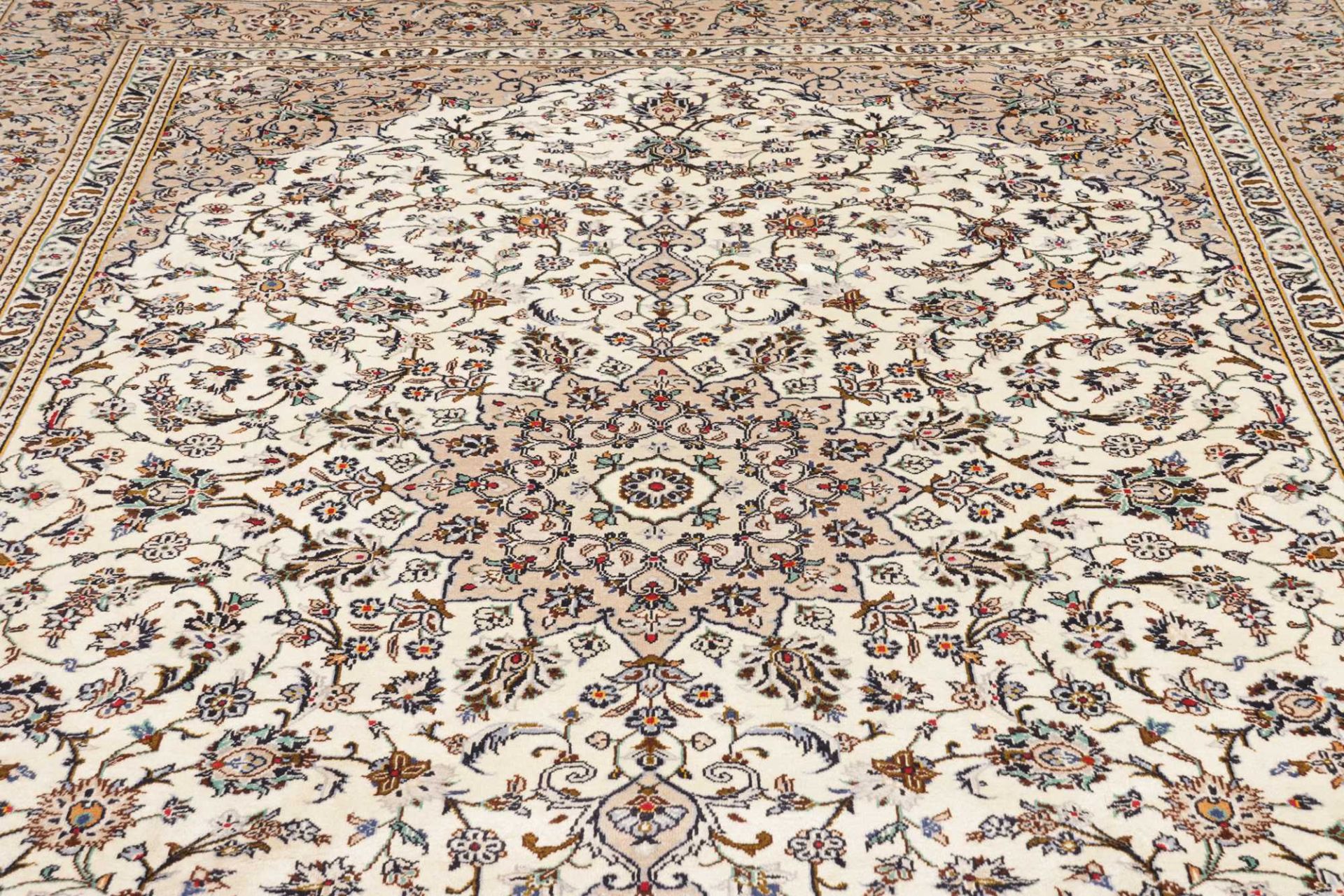 Handgeknüpfter Kashan Perserteppich 247 × 334 cm