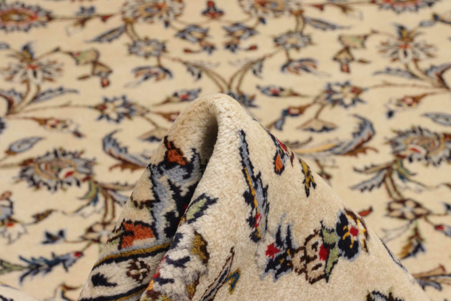 Kashan Perserteppich 259 × 366 cm aus Wolle, handgeknüpft