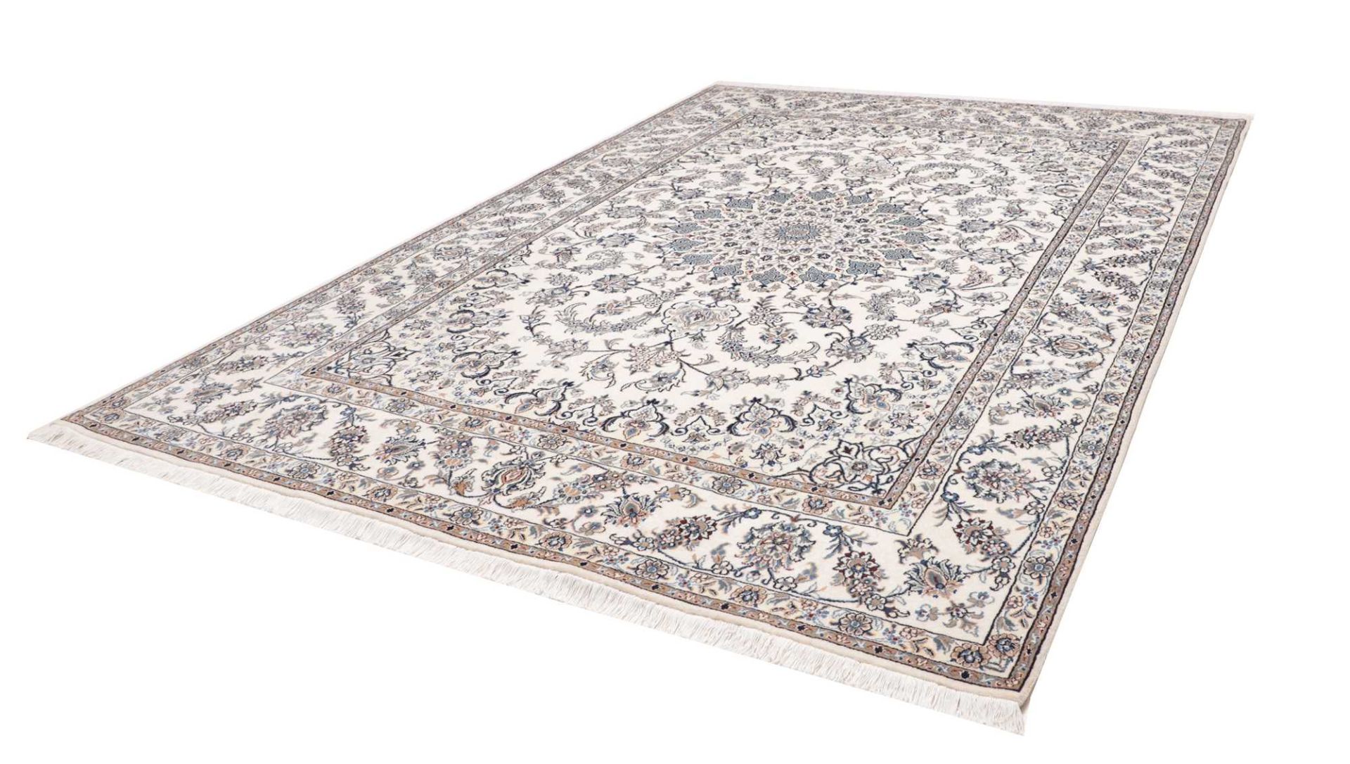 Nain Perserteppich aus Iran, 247 × 348 cm