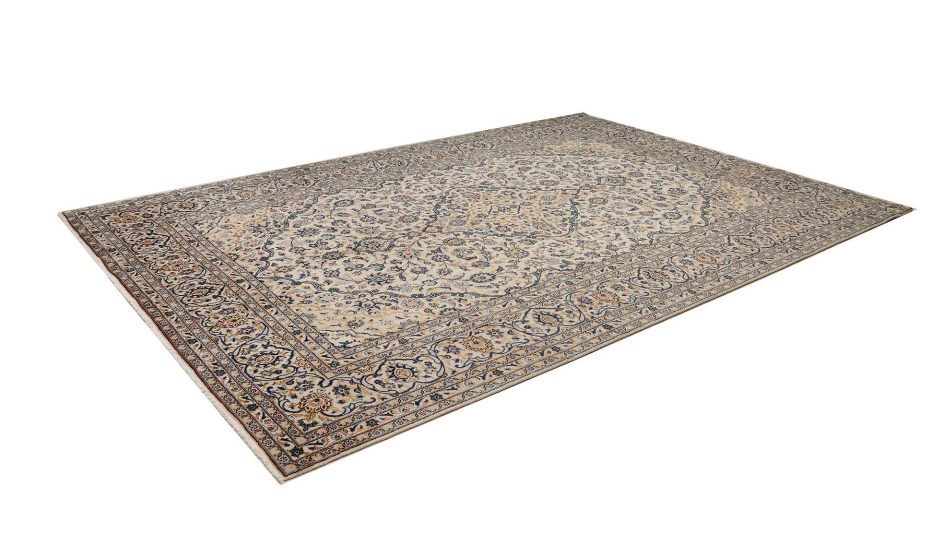 Kashan Perserteppich aus Iran, 247 × 349 cm