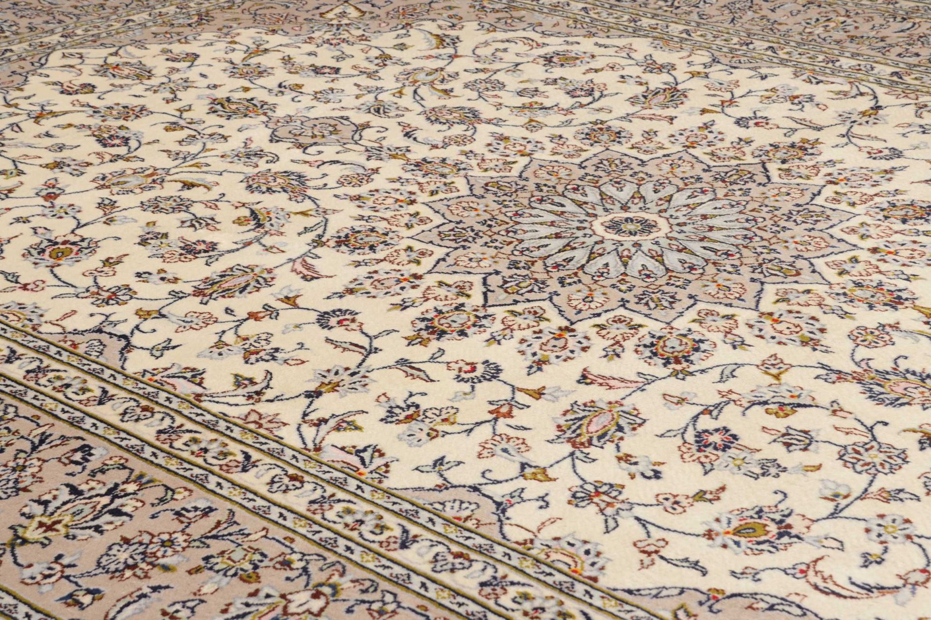 Handgeknüpfter Kashan Perserteppich, 246 × 339 cm, Wolle