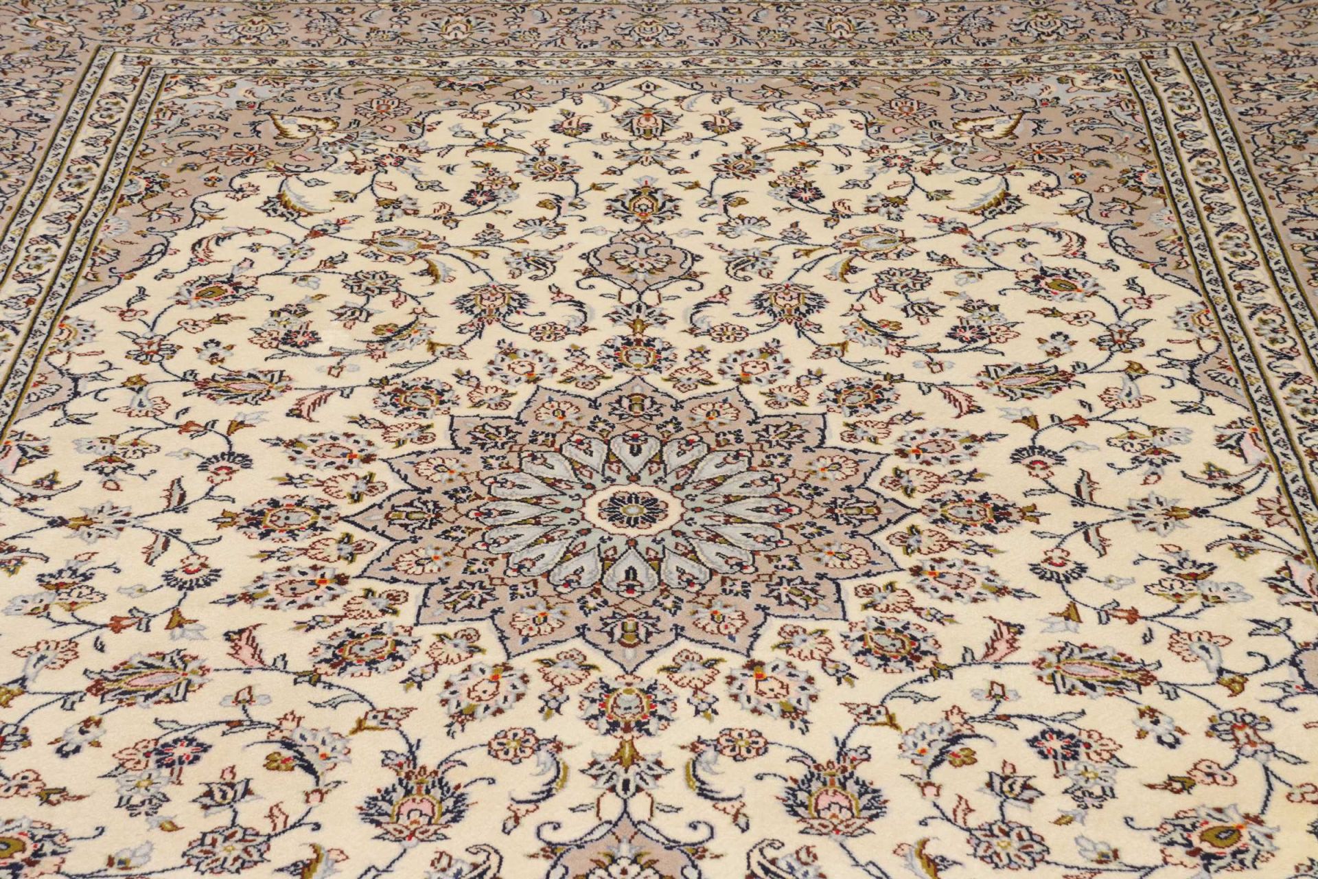 Handgeknüpfter Kashan Perserteppich, 246 × 339 cm, Wolle