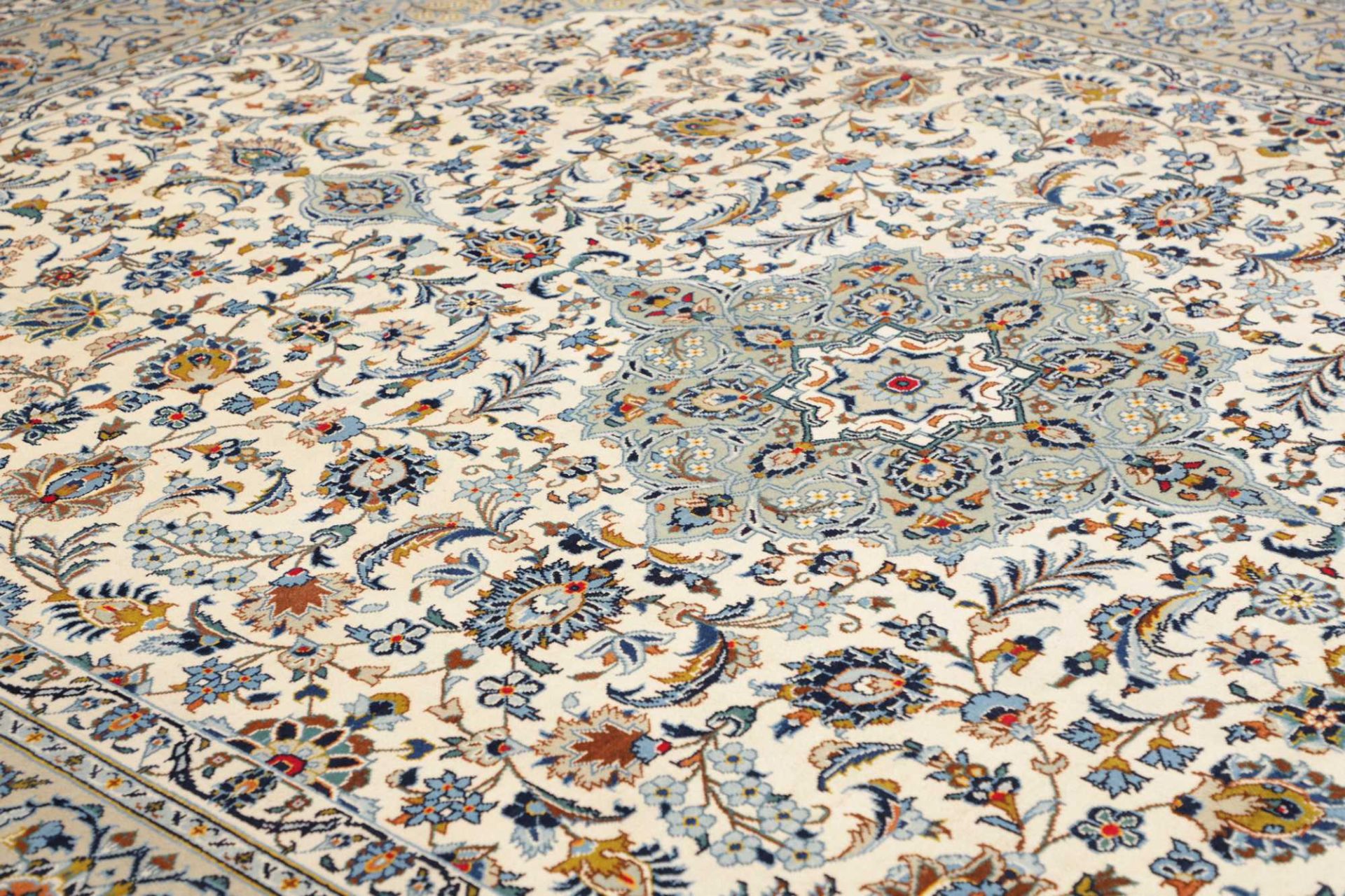 Handgeknüpfter Kashan Perserteppich 273 × 366 cm