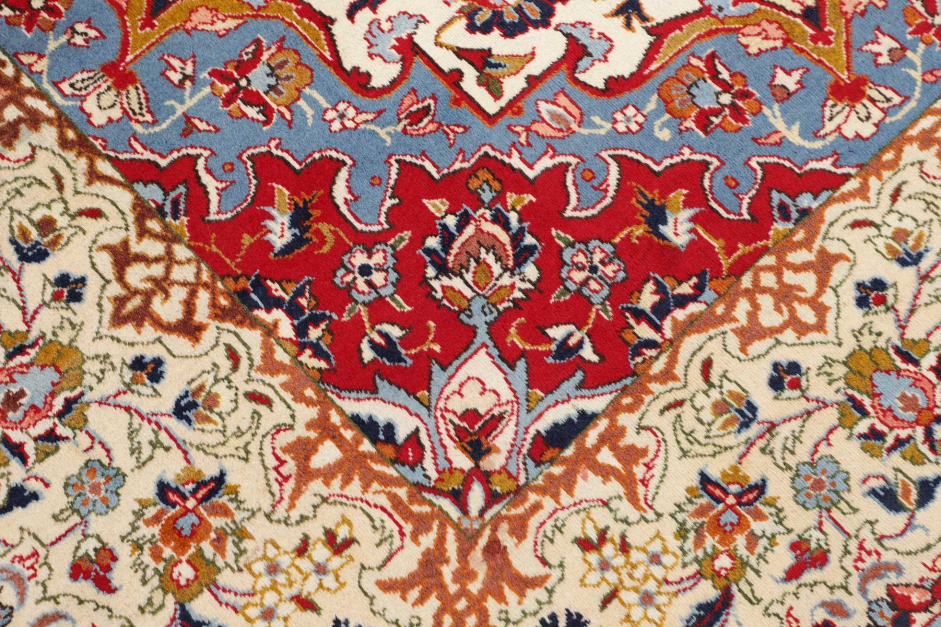 Isfahan Perserteppich 239 × 369 cm aus Wolle, handgeknüpft