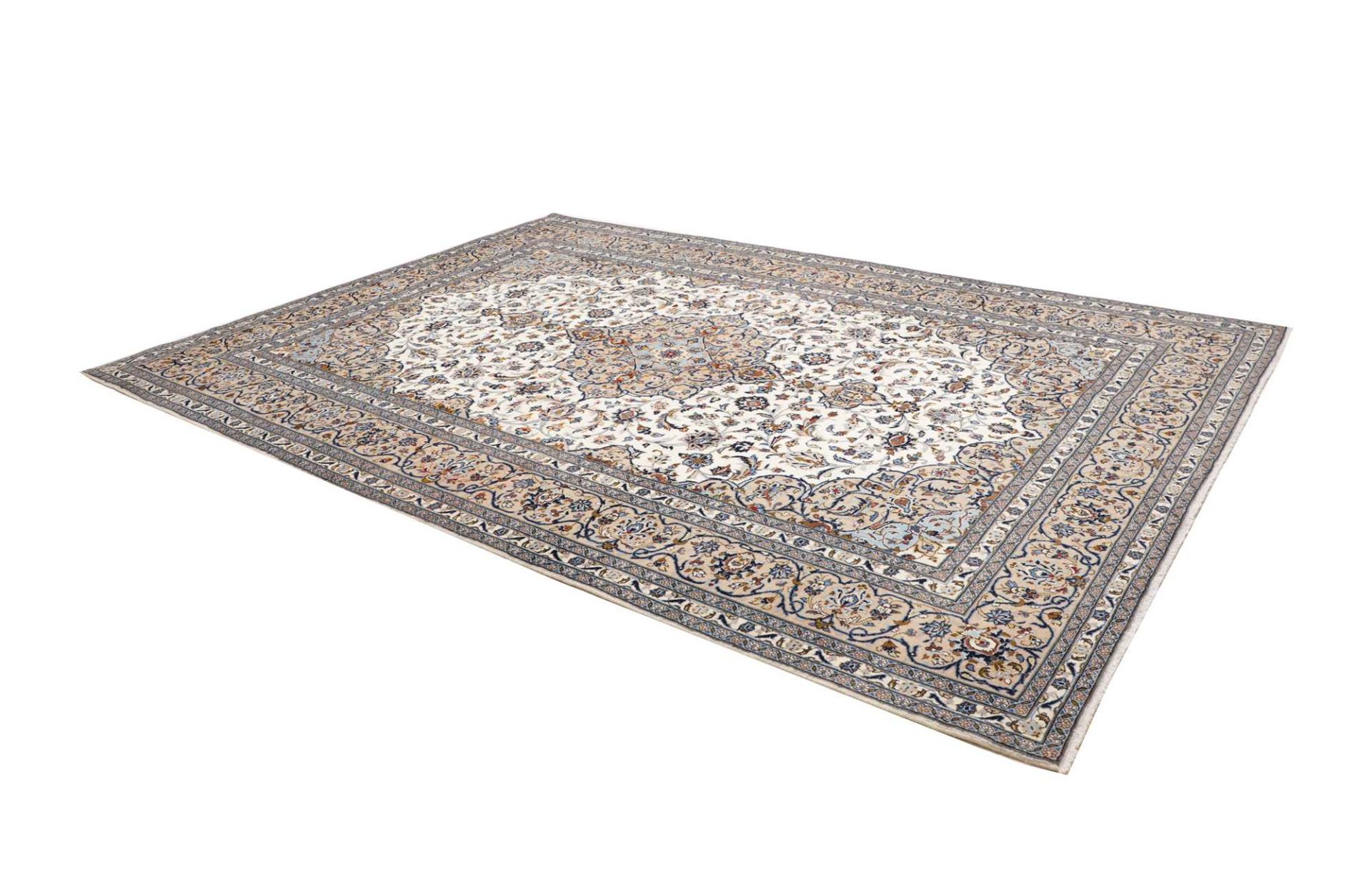 Handgeknüpfter Kashan Perserteppich 251 × 352 cm