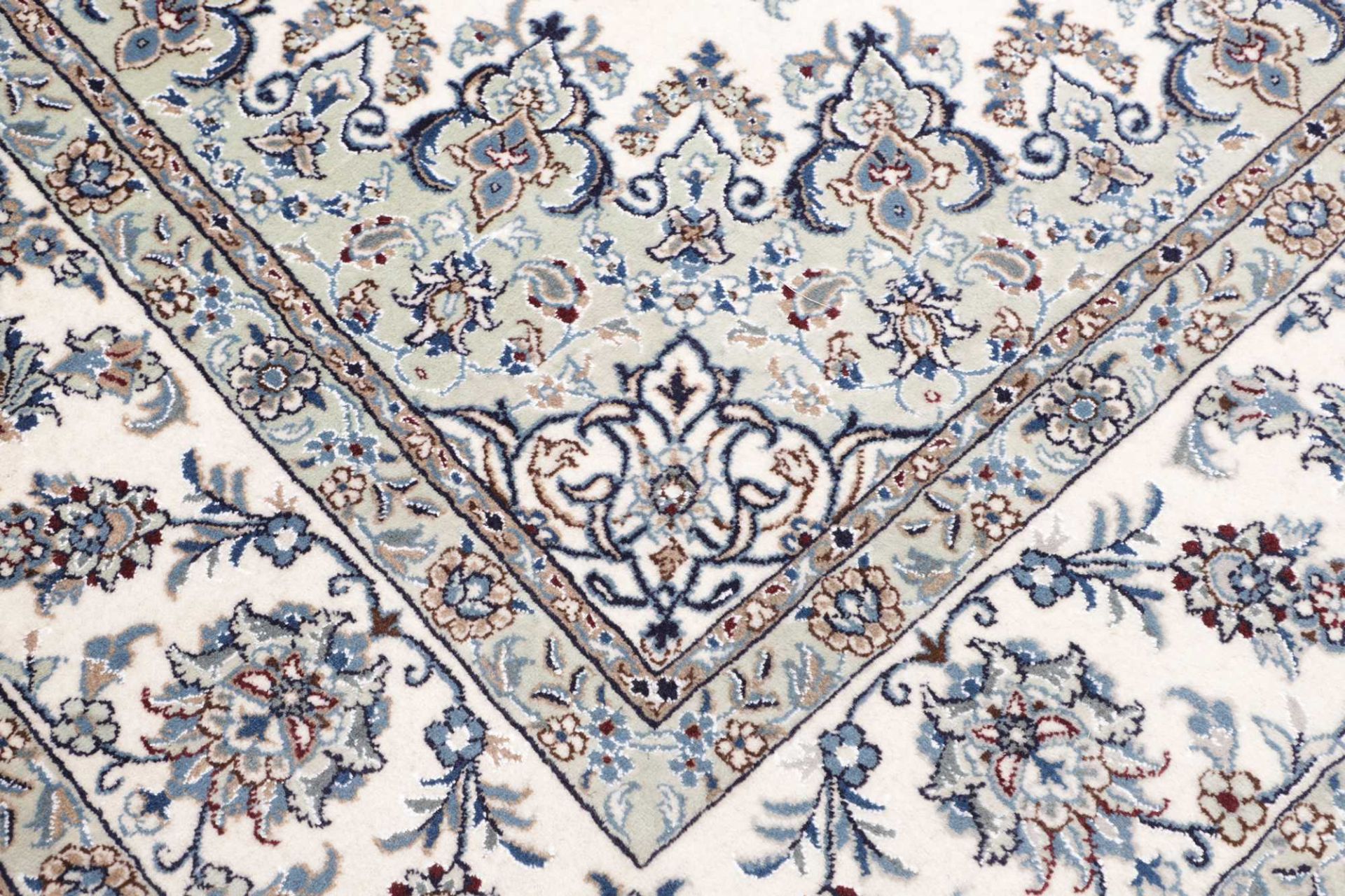 perserteppich-nain-245-x-348-cm-schurwolle-handgeknupft-exklusiv-5 Nain Perserteppich aus Iran, 245 × 348 cm