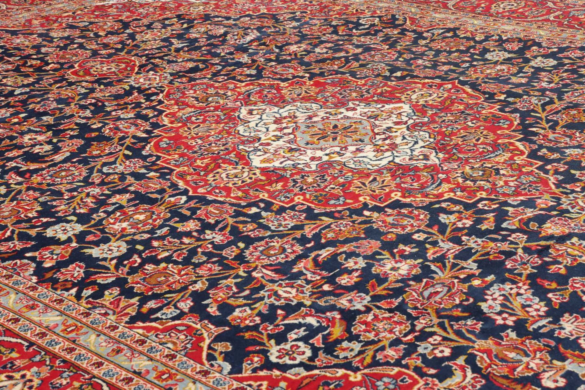 Handgeknüpfter Kashan Perserteppich 251 × 356 cm