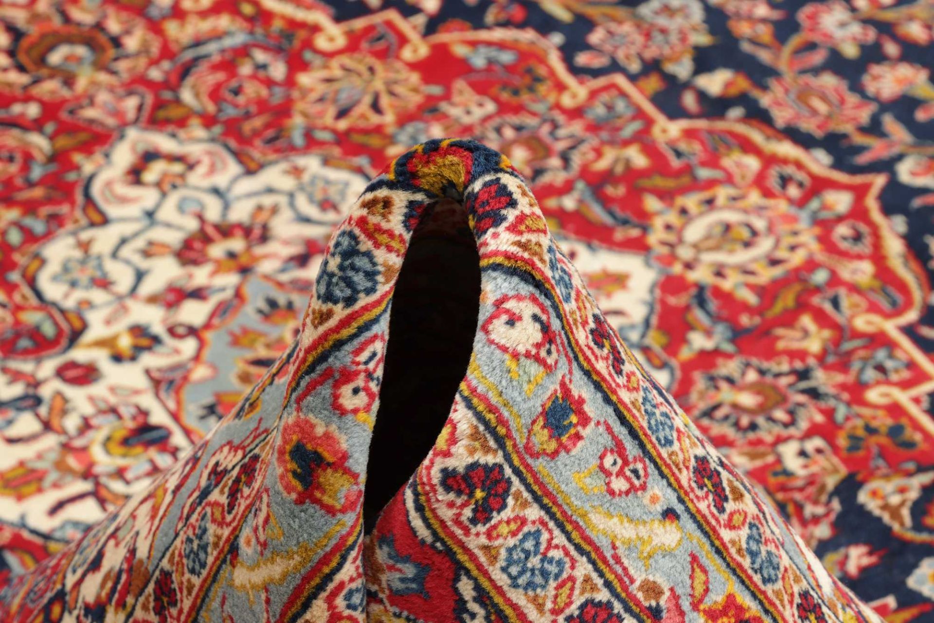 Handgeknüpfter Kashan Perserteppich 251 × 356 cm
