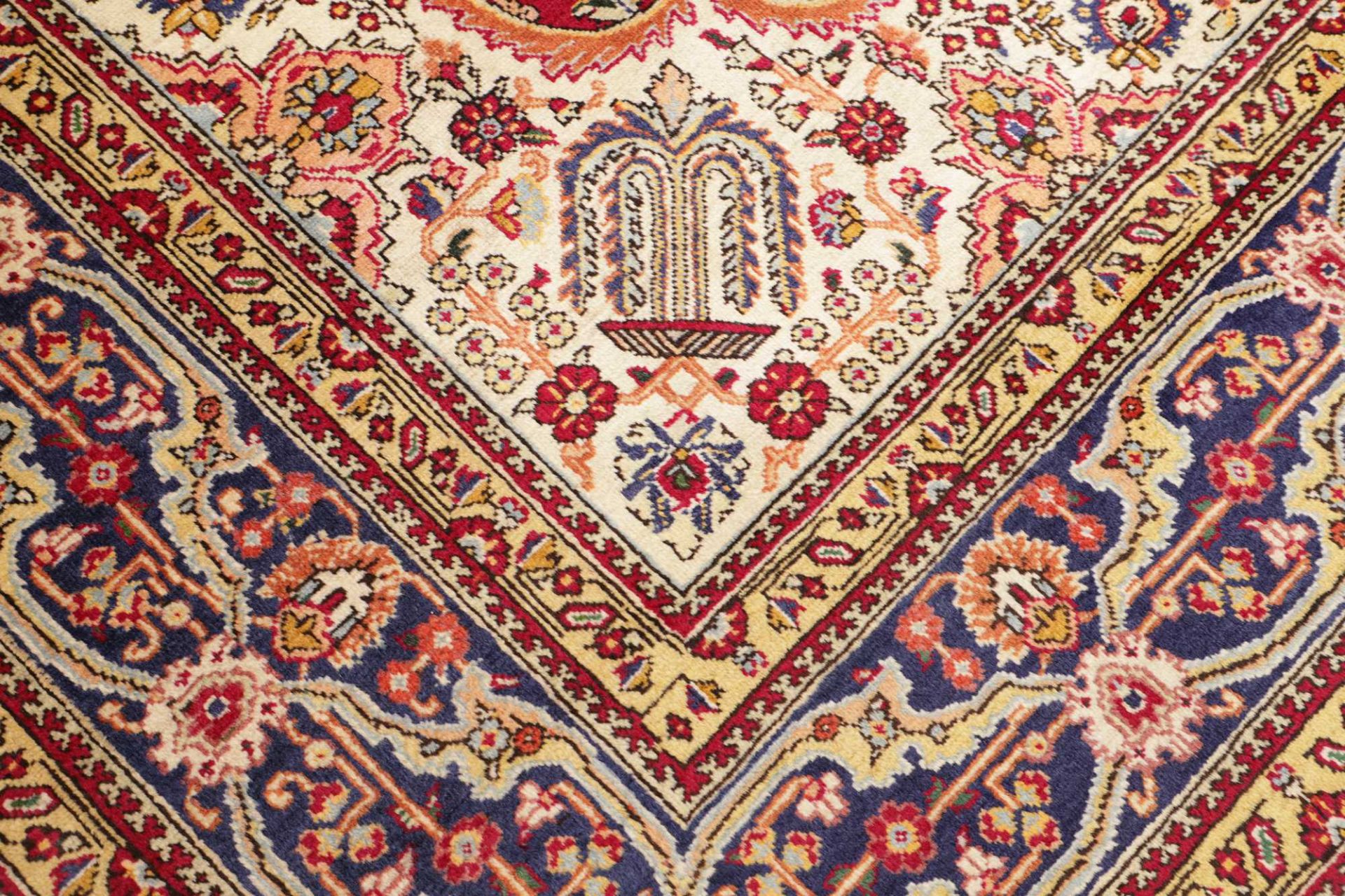 Täbriz Perserteppich aus Iran, 253 × 344 cm