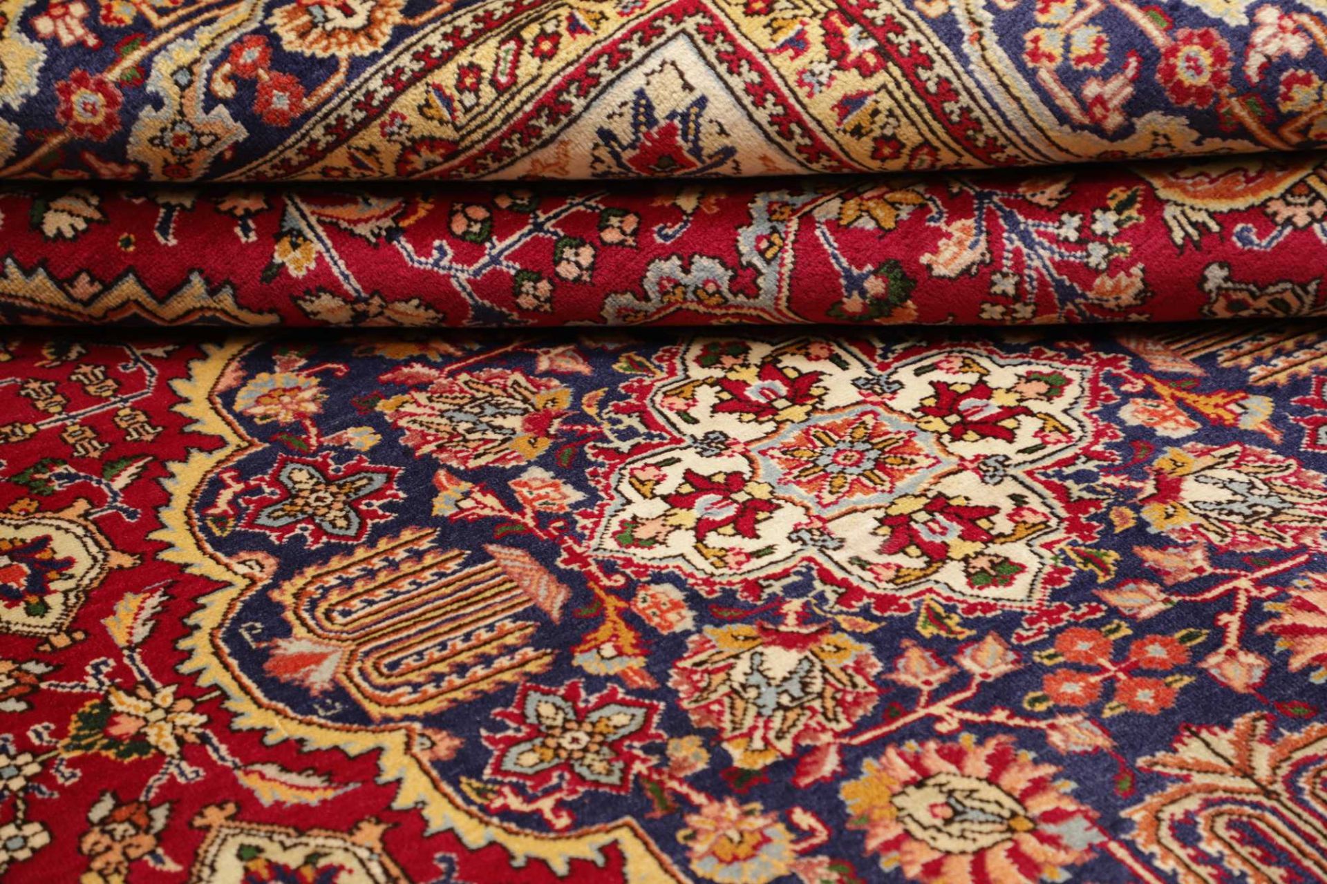 Täbriz Perserteppich aus Iran, 253 × 344 cm