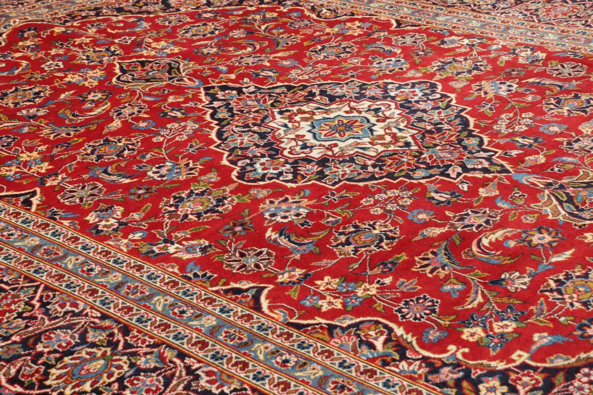Kashan Perserteppich 246 × 329 cm aus Wolle, handgeknüpft