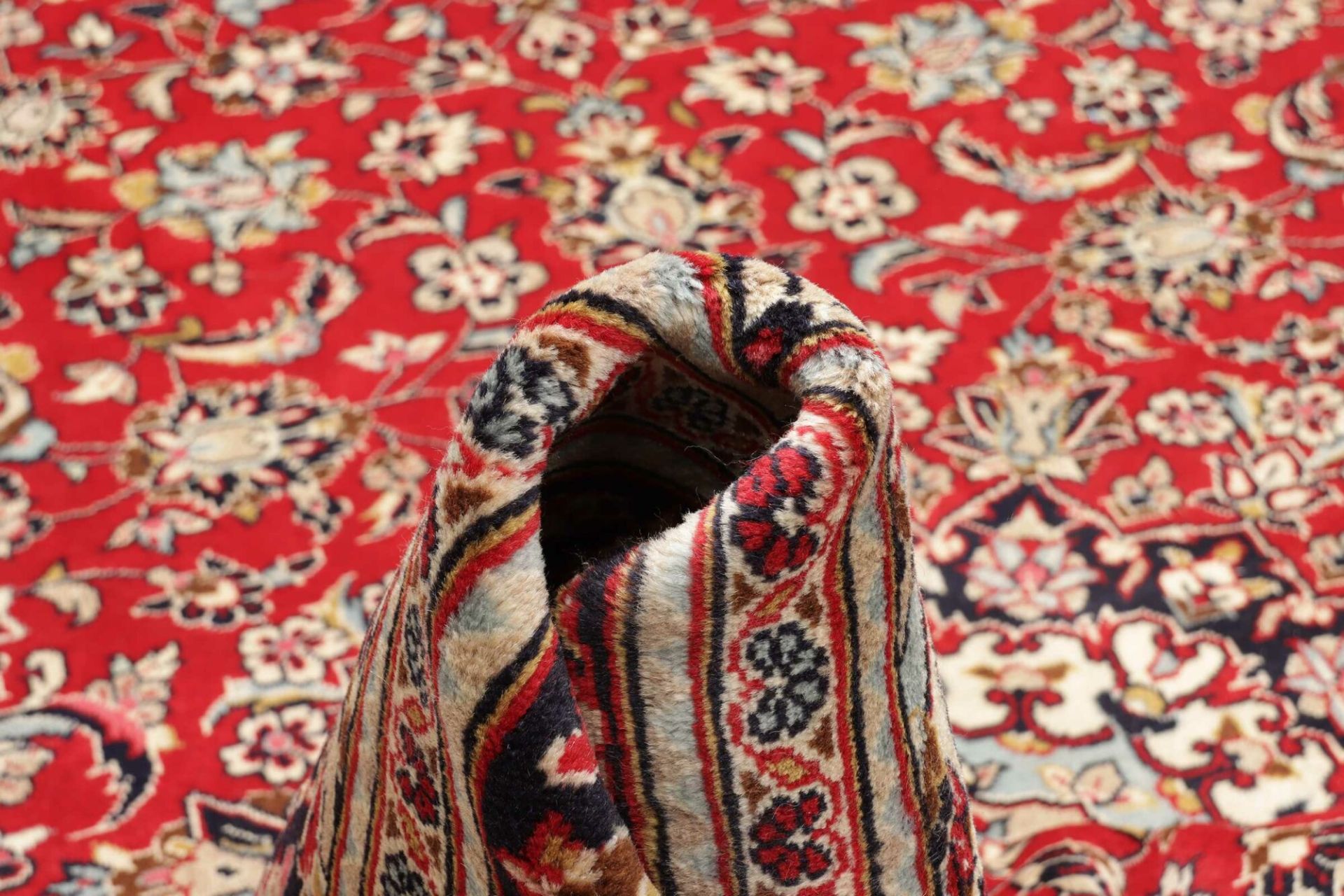 Kashan Perserteppich 241 × 351 cm aus Wolle, handgeknüpft