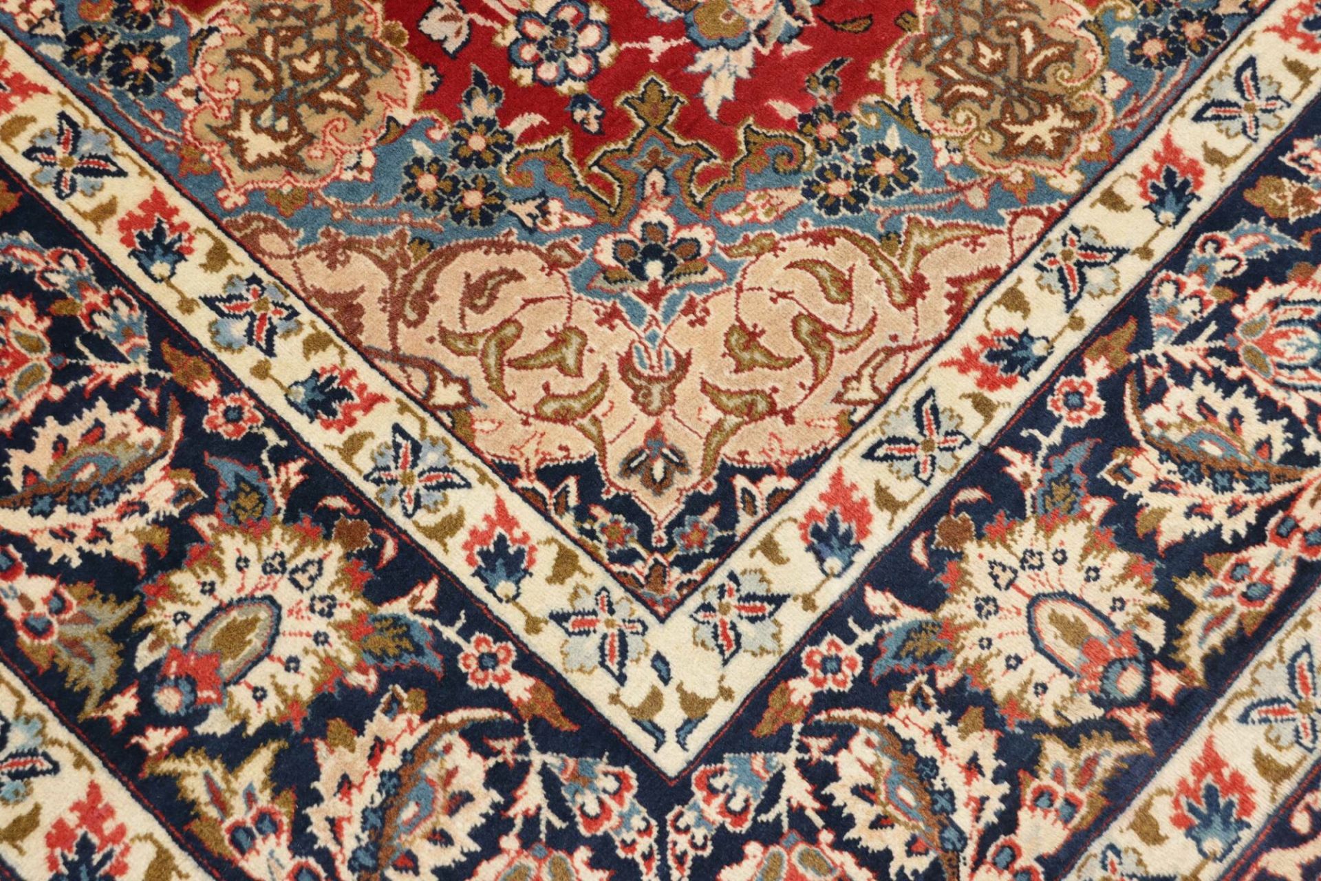 Handgeknüpfter Isfahan Perserteppich 256 × 366 cm
