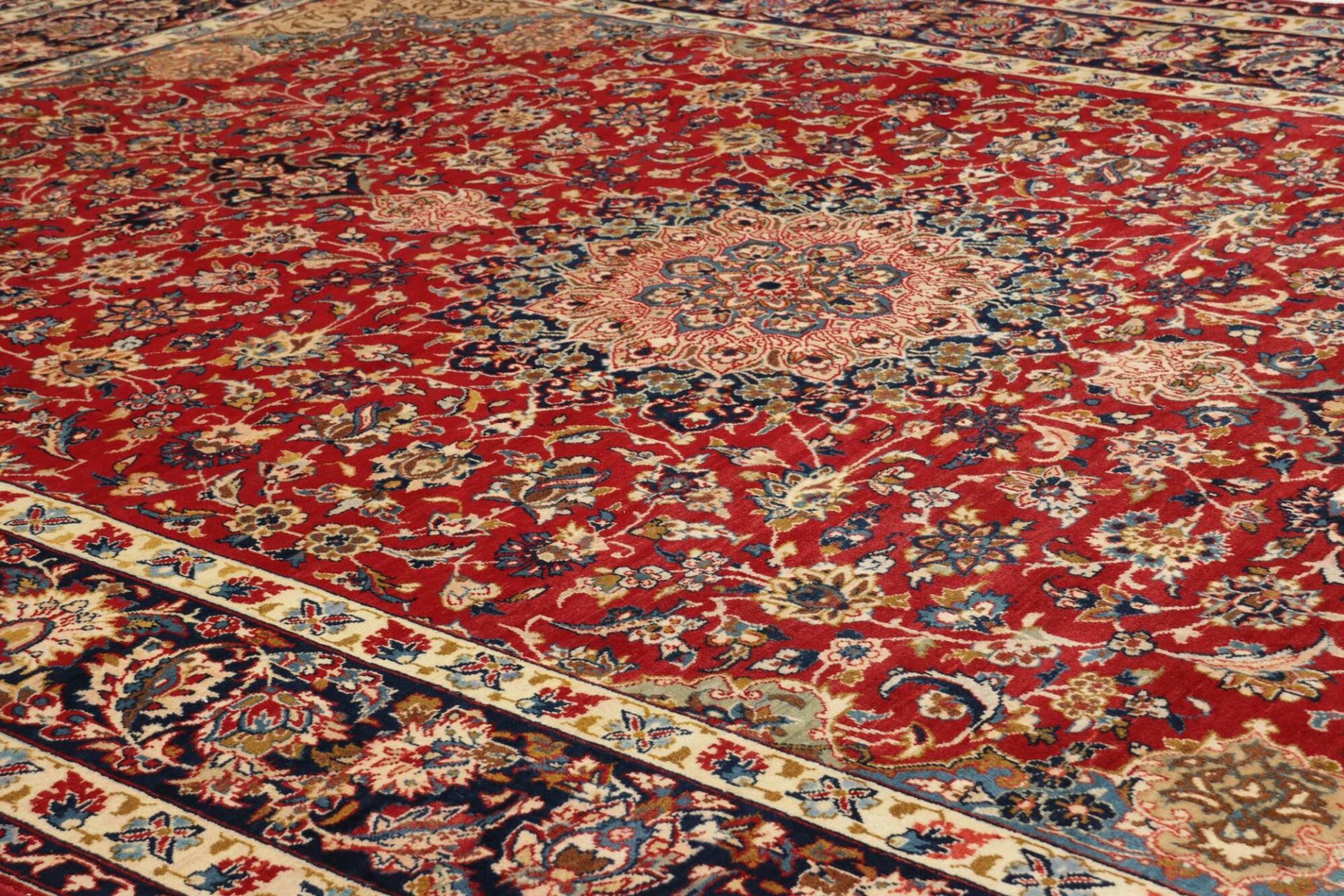 Handgeknüpfter Isfahan Perserteppich 256 × 366 cm