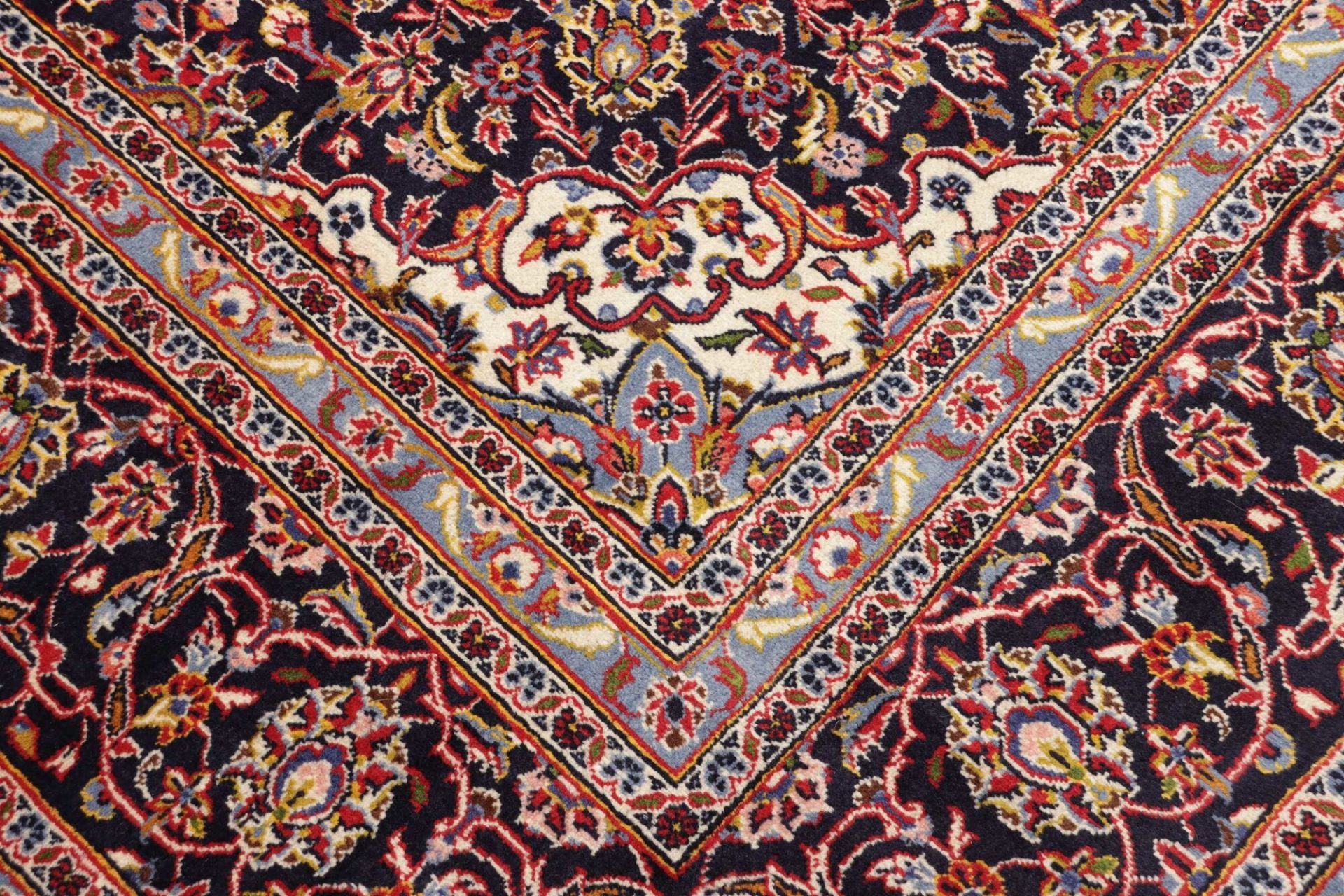 Kashan Perserteppich aus Iran, 253 × 347 cm