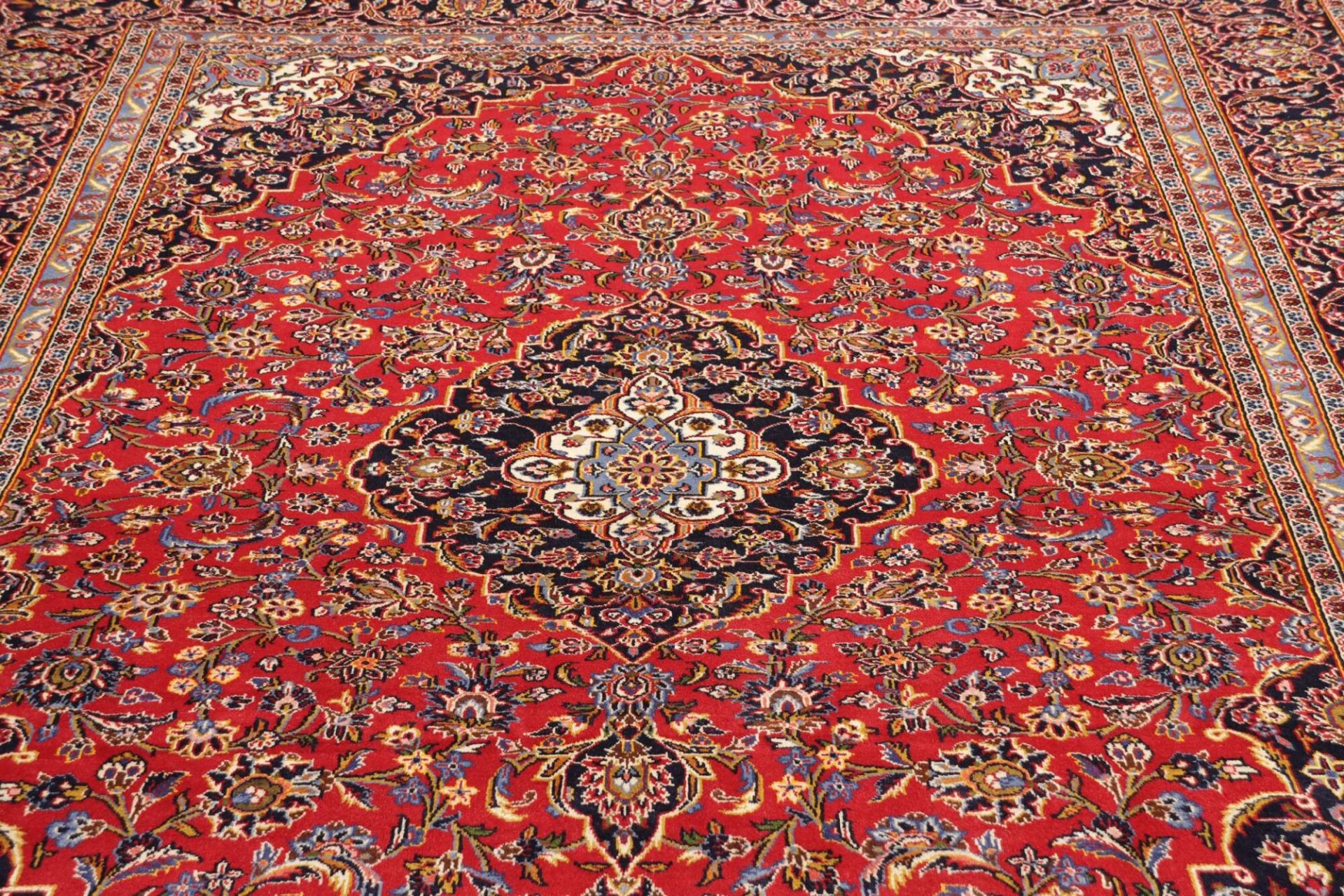 Kashan Perserteppich aus Iran, 253 × 347 cm