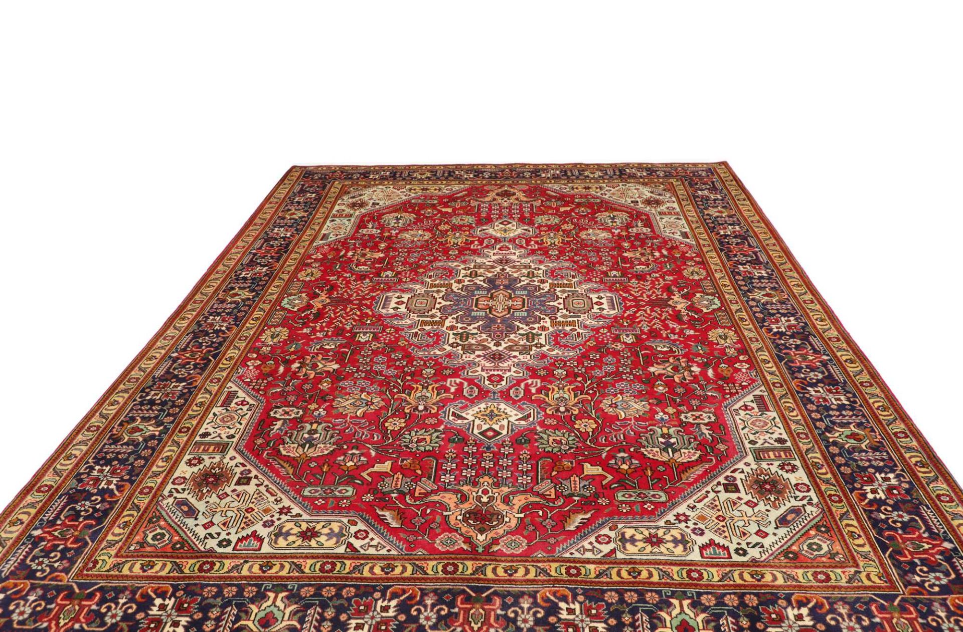 Täbriz Perserteppich aus Iran, 254 × 347 cm